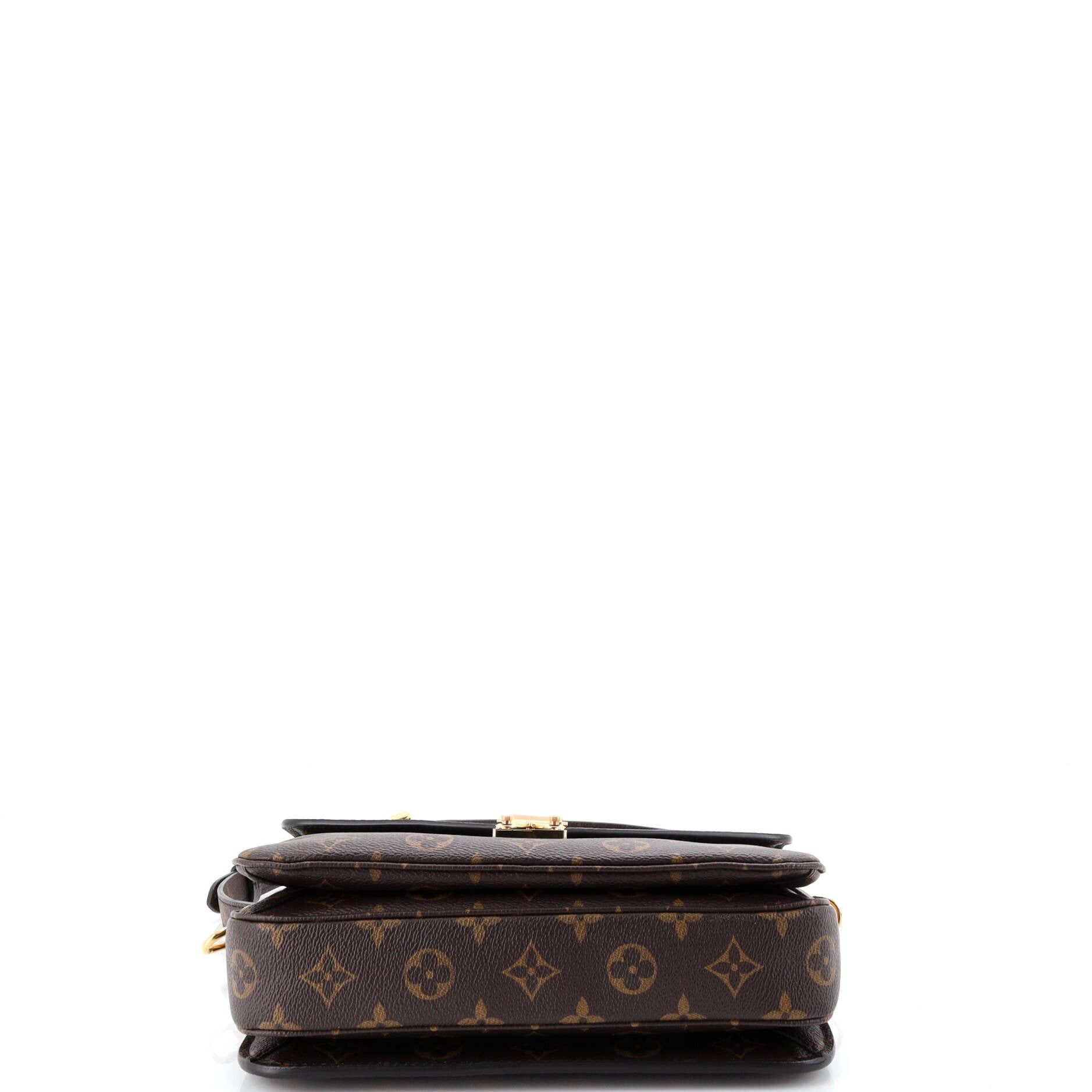 Louis Vuitton Pochette Metis Size ONE SIZE - 4 Thumbnail