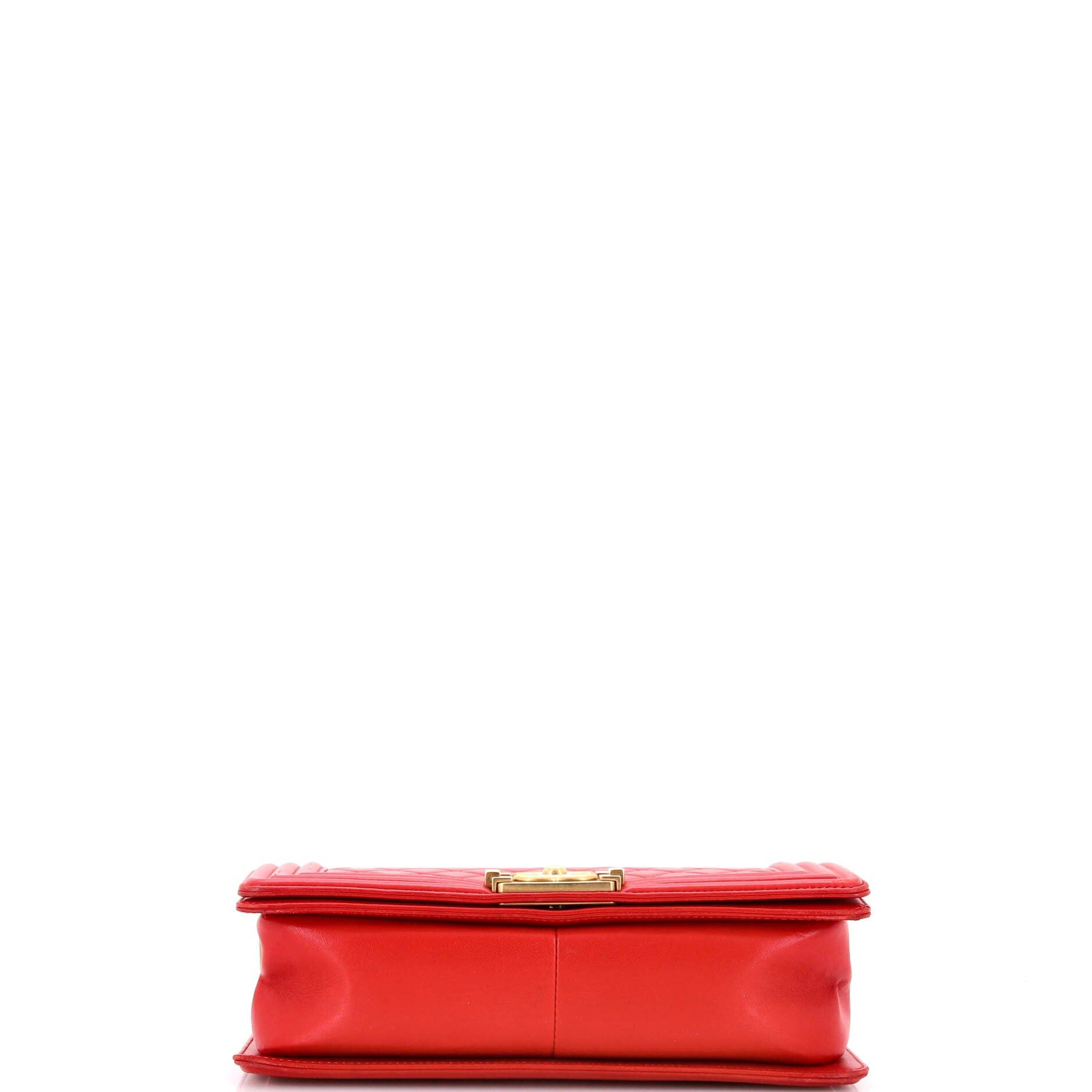 Chanel Boy Flap Bag Size ONE SIZE - 4 Thumbnail