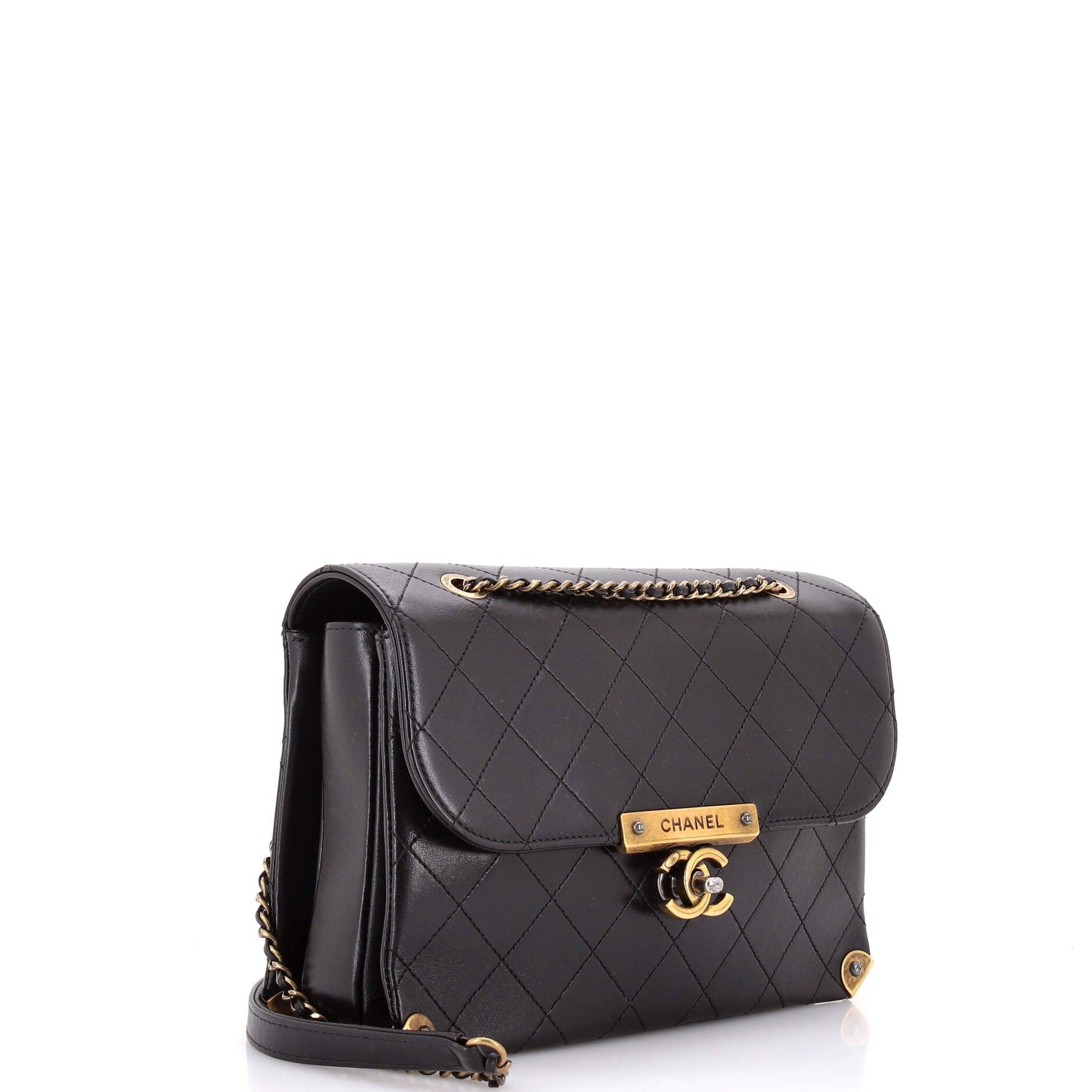 Chanel Around The Corner Flap Bag Size ONE SIZE - 2 Thumbnail