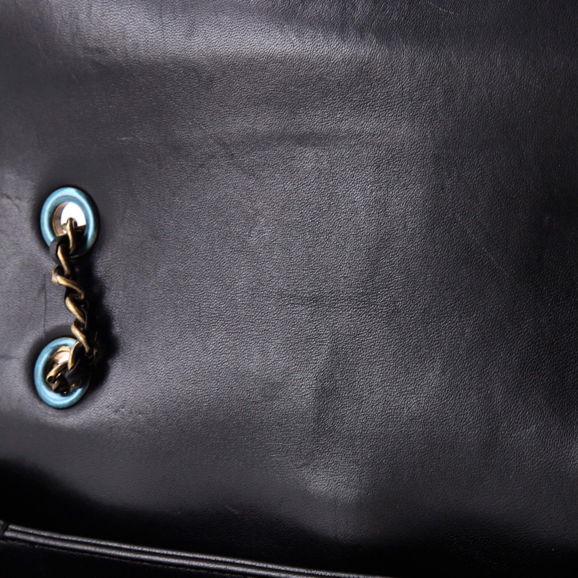 Chanel Around The Corner Flap Bag Size ONE SIZE - 7 Thumbnail