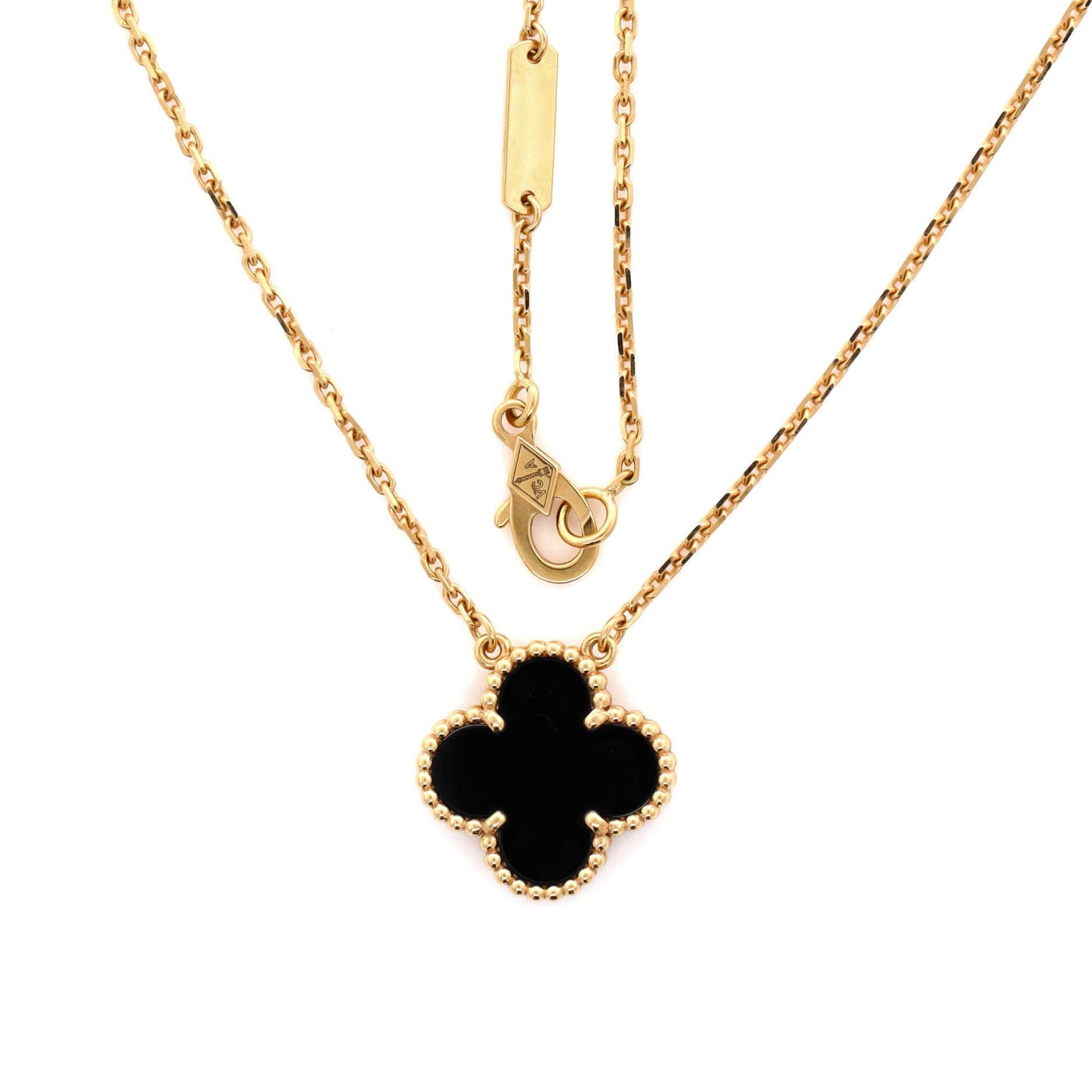 Van Cleef & Arpels Vintage Alhambra Pendant Necklace Size ONE SIZE - 3 Thumbnail