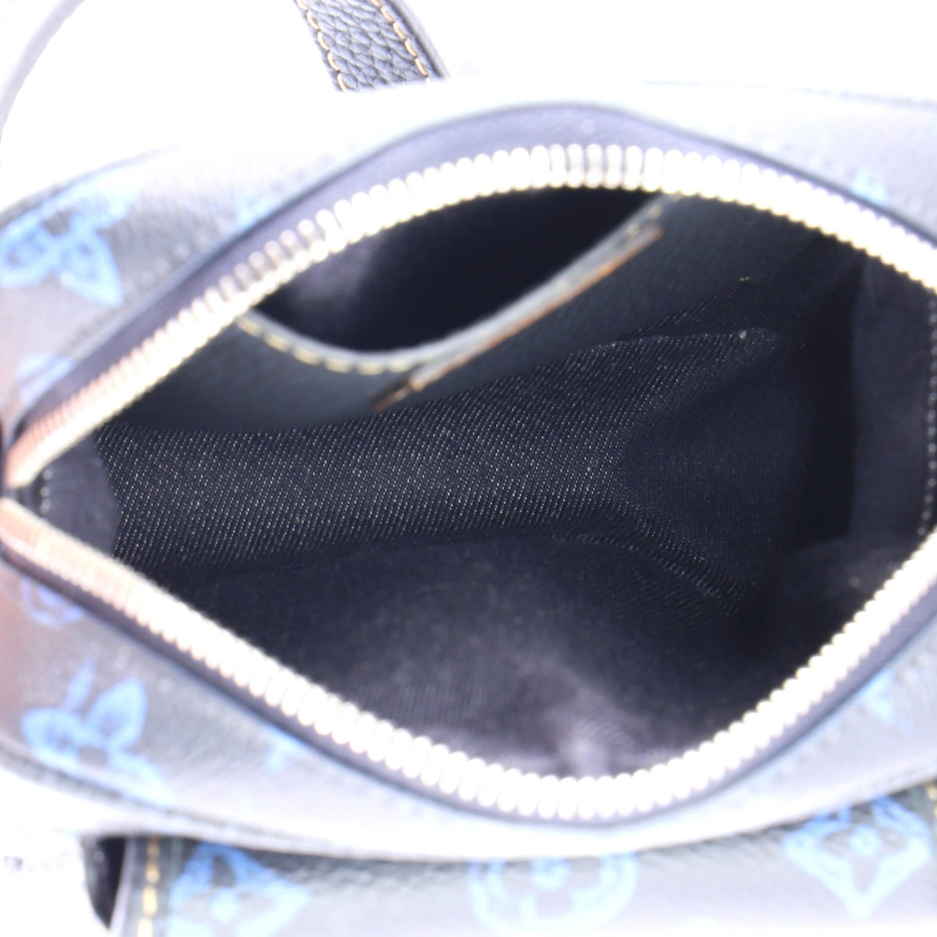 Louis Vuitton Christopher Wearable Wallet Size ONE SIZE - 5 Thumbnail