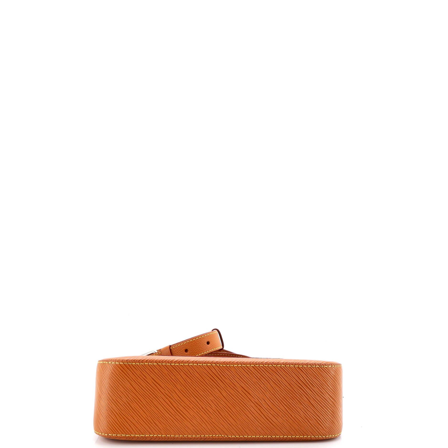 Louis Vuitton Marelle Handbag Size ONE SIZE - 4 Thumbnail