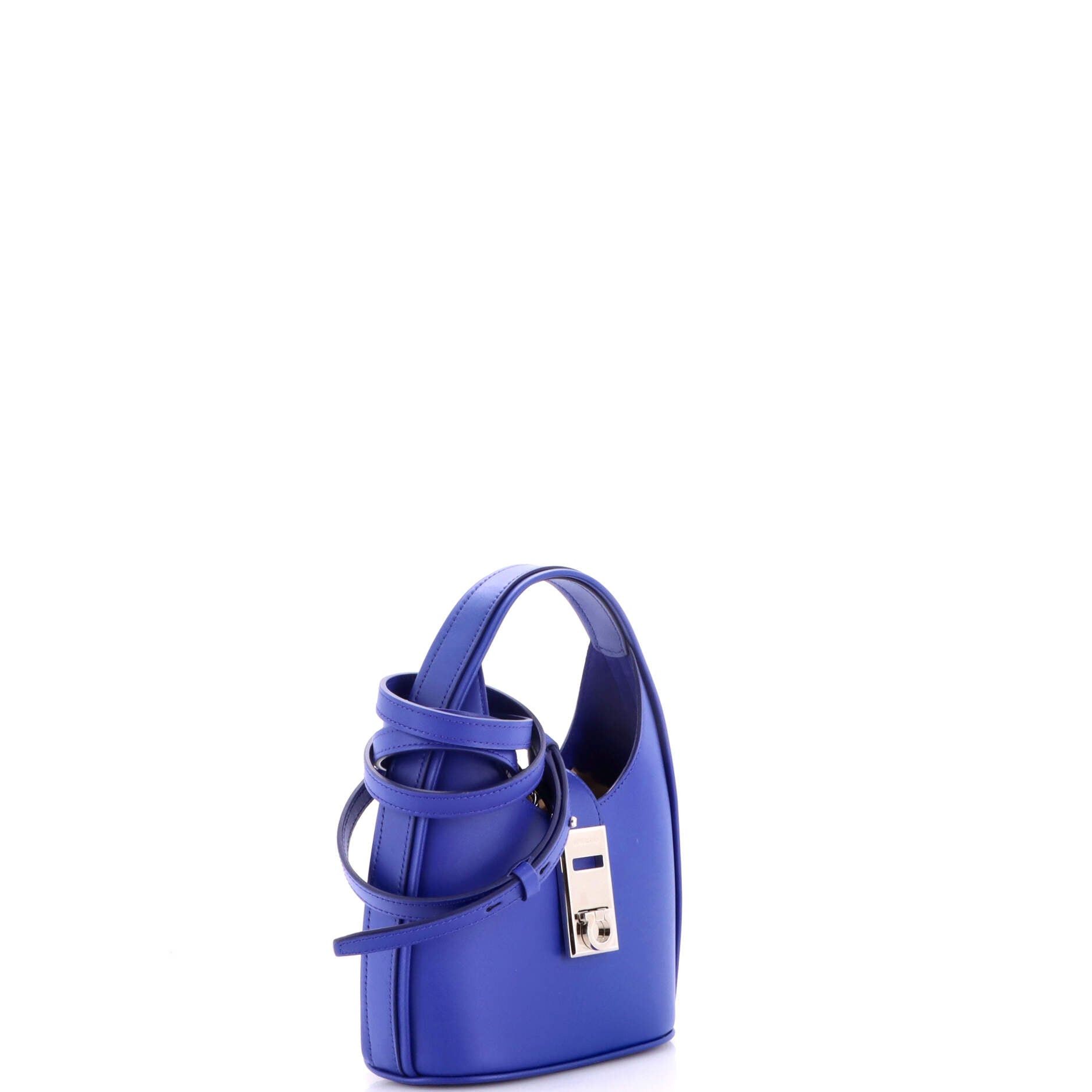 Salvatore Ferragamo Gancini Buckle Hobo Size ONE SIZE - 2 Thumbnail