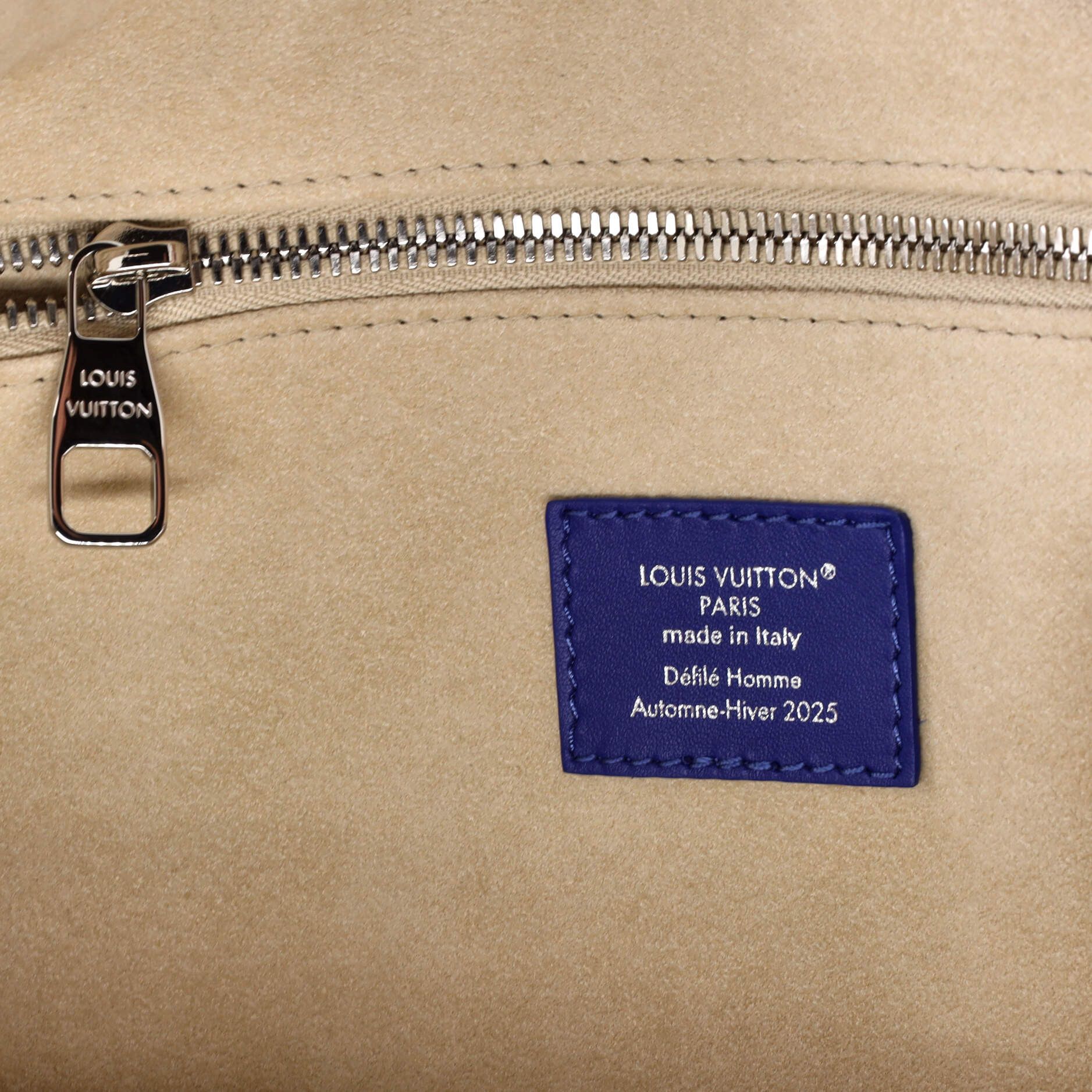 Louis Vuitton Dust Bag Tote Size ONE SIZE - 6 Thumbnail