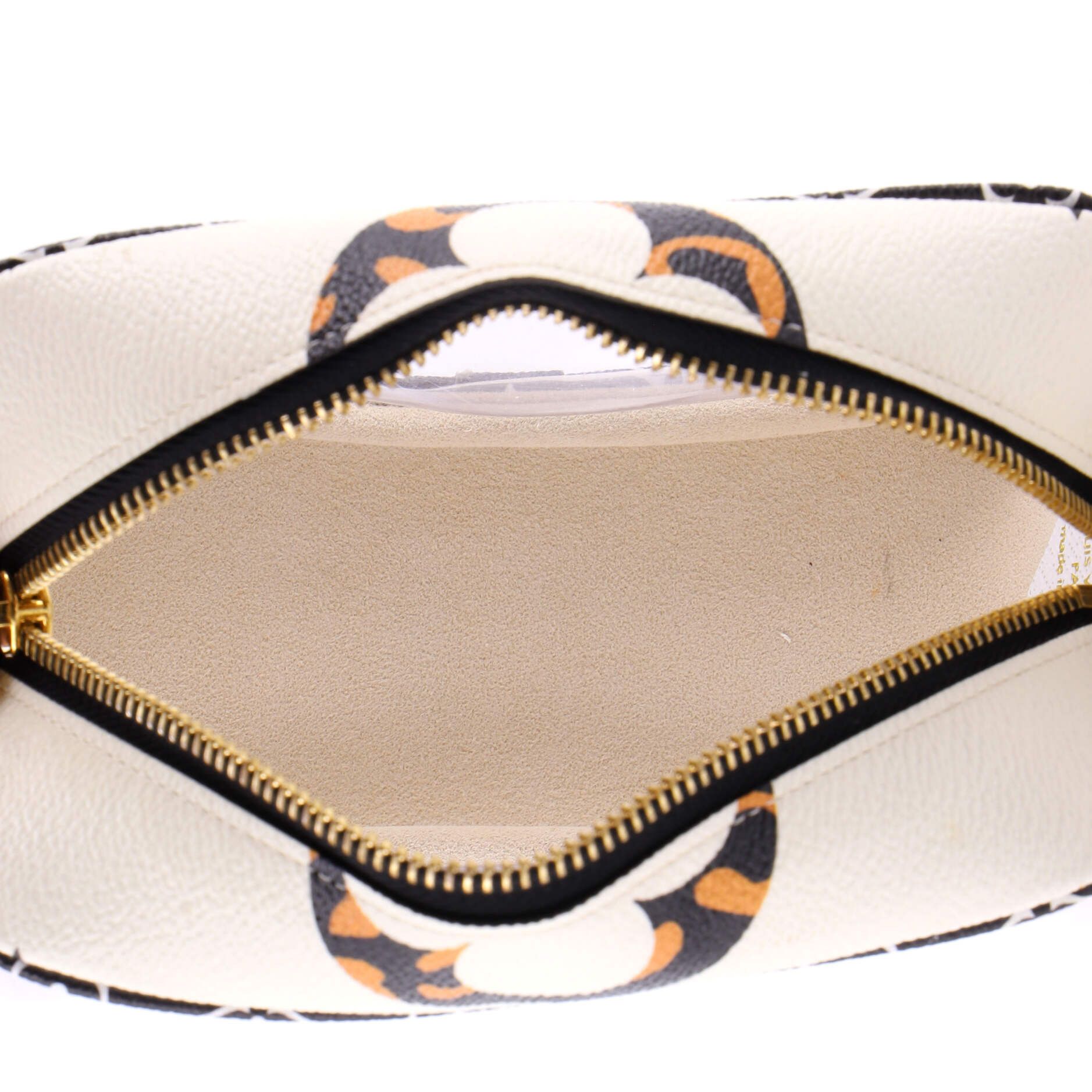 Louis Vuitton Beach Pouch Size ONE SIZE - 5 Thumbnail
