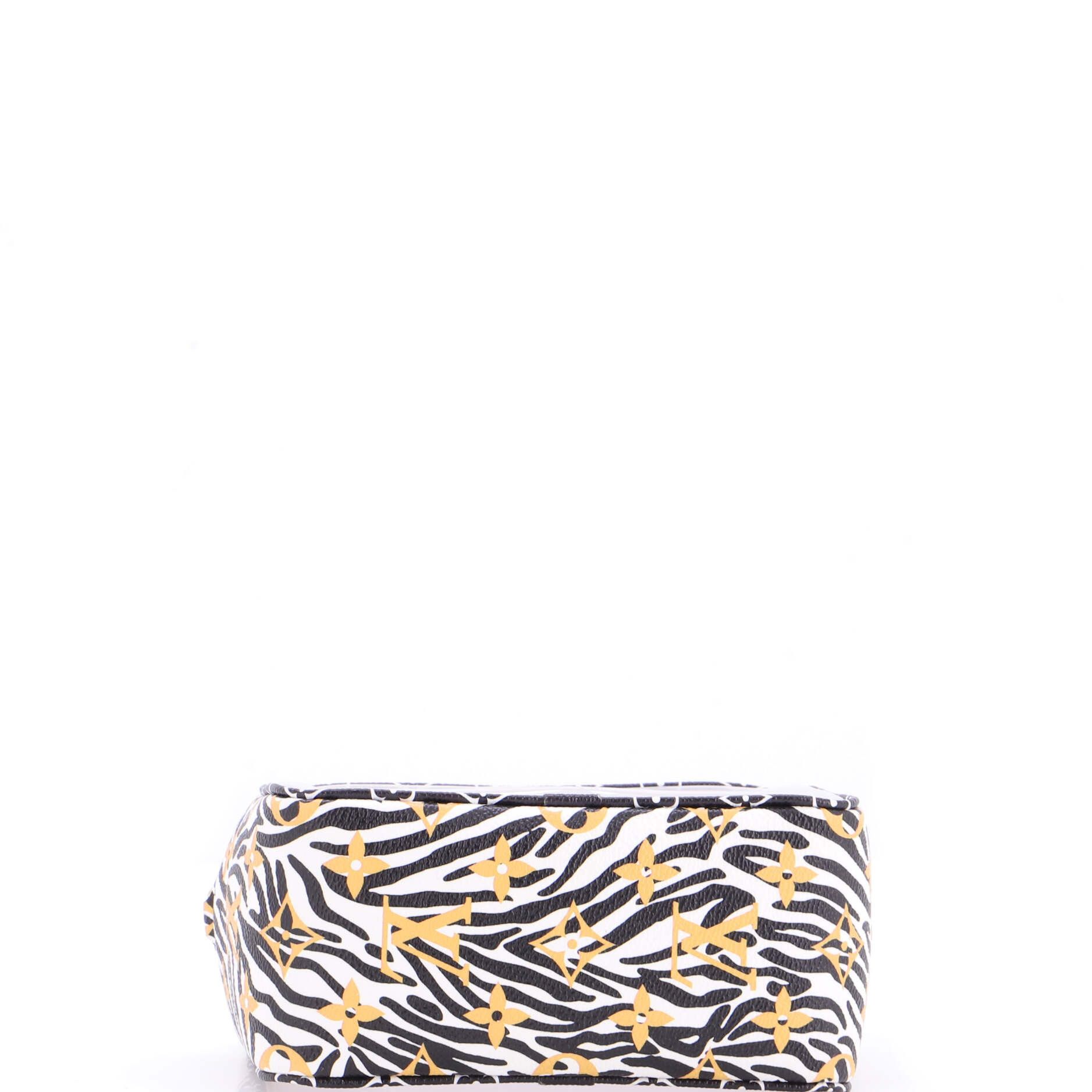 Louis Vuitton Beach Pouch Size ONE SIZE - 4 Thumbnail