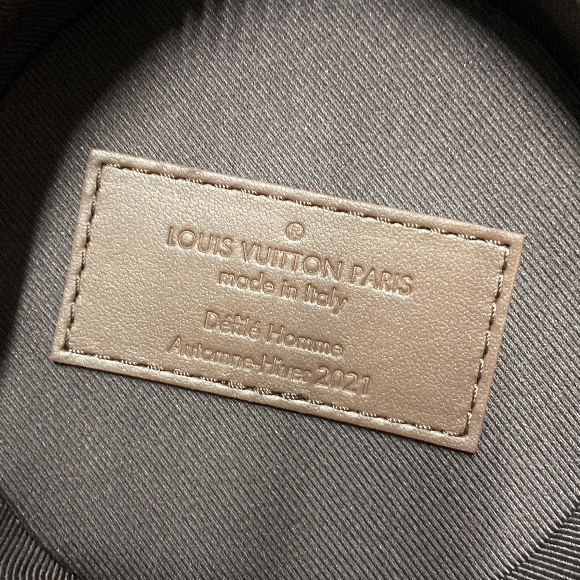 Louis Vuitton Coffee Cup Convertible Pouch Size ONE SIZE - 8 Thumbnail