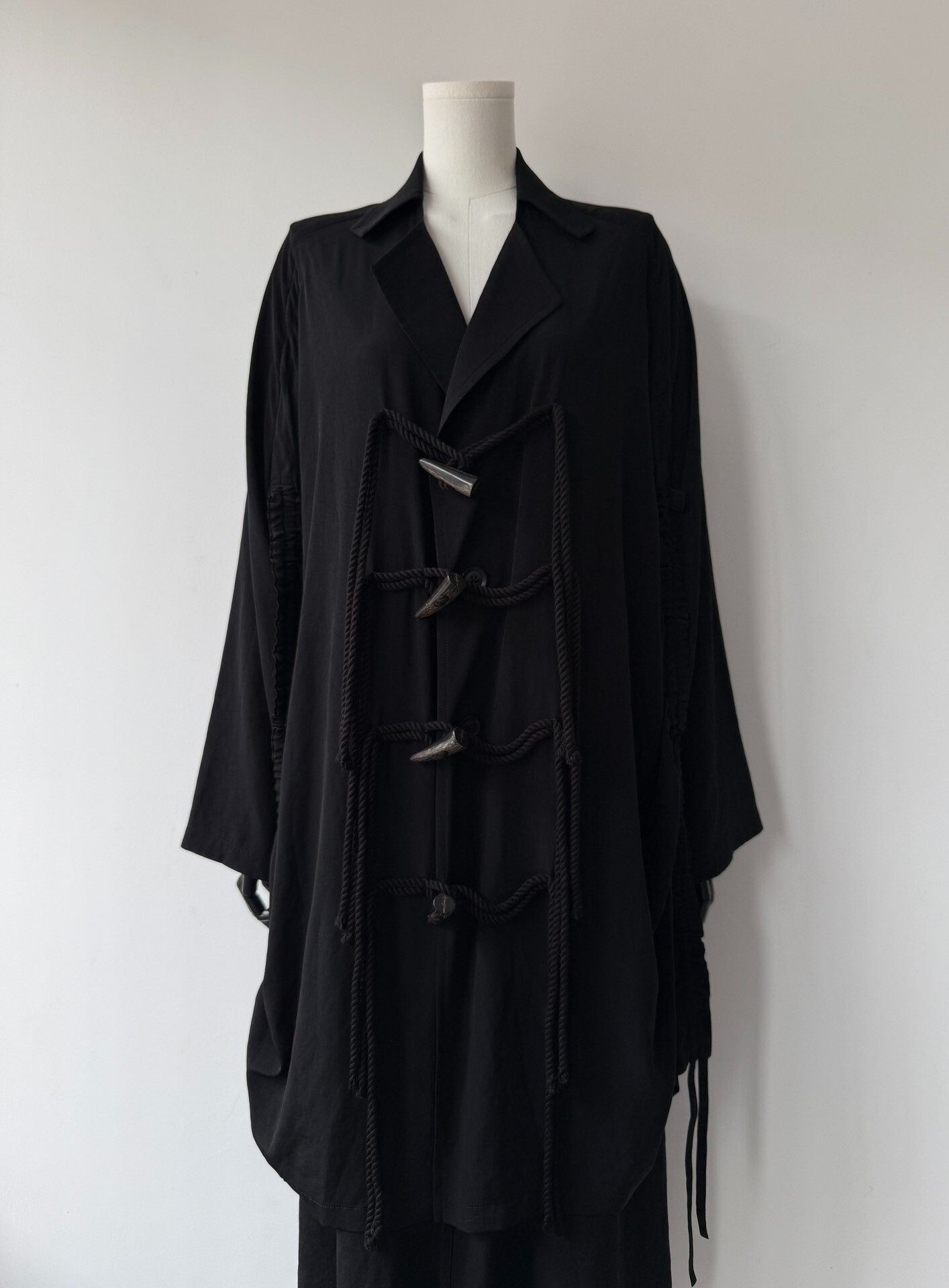 Yohji Yamamoto Yohji Yamamoto Triacetate Long Coat Size US M / EU 48-50 / 2 - 3 Thumbnail