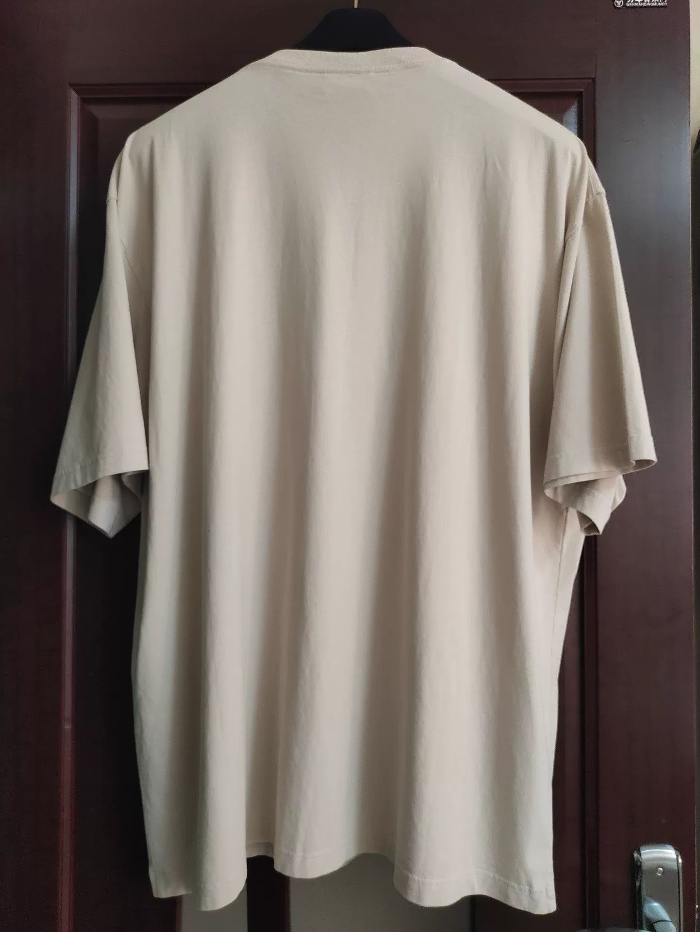 Balenciaga Balenciaga Homewear Beige Short Sleeve Size US L / EU 52-54 / 3 - 2 Thumbnail