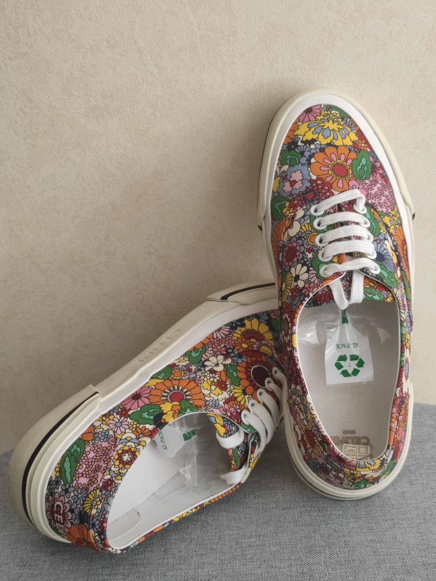 Hedi Slimane Celine Hedi Floral Collaboration Skate Shoes Size US 8 / EU 41 - 2 Thumbnail