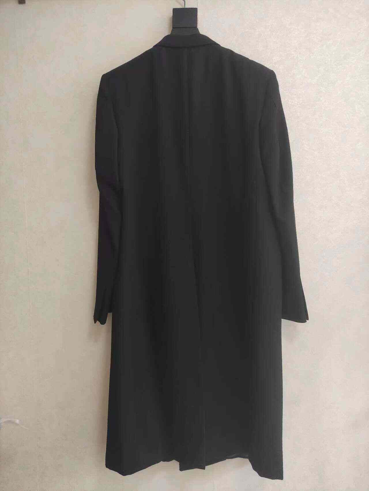 Givenchy Givenchy First Gen Runway Twill Lock Coat Size US M / EU 48-50 / 2 - 2 Thumbnail