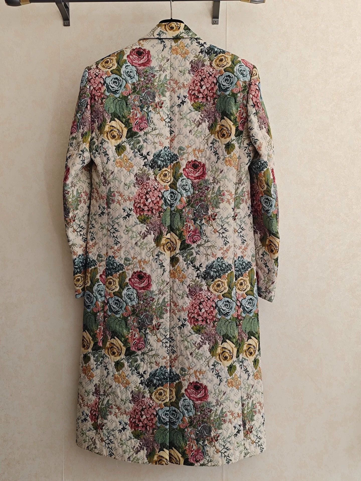 Louis Vuitton Louis Vuitton LV22FW Floral Monogram Wool Coat Size US M / EU 48-50 / 2 - 2 Thumbnail