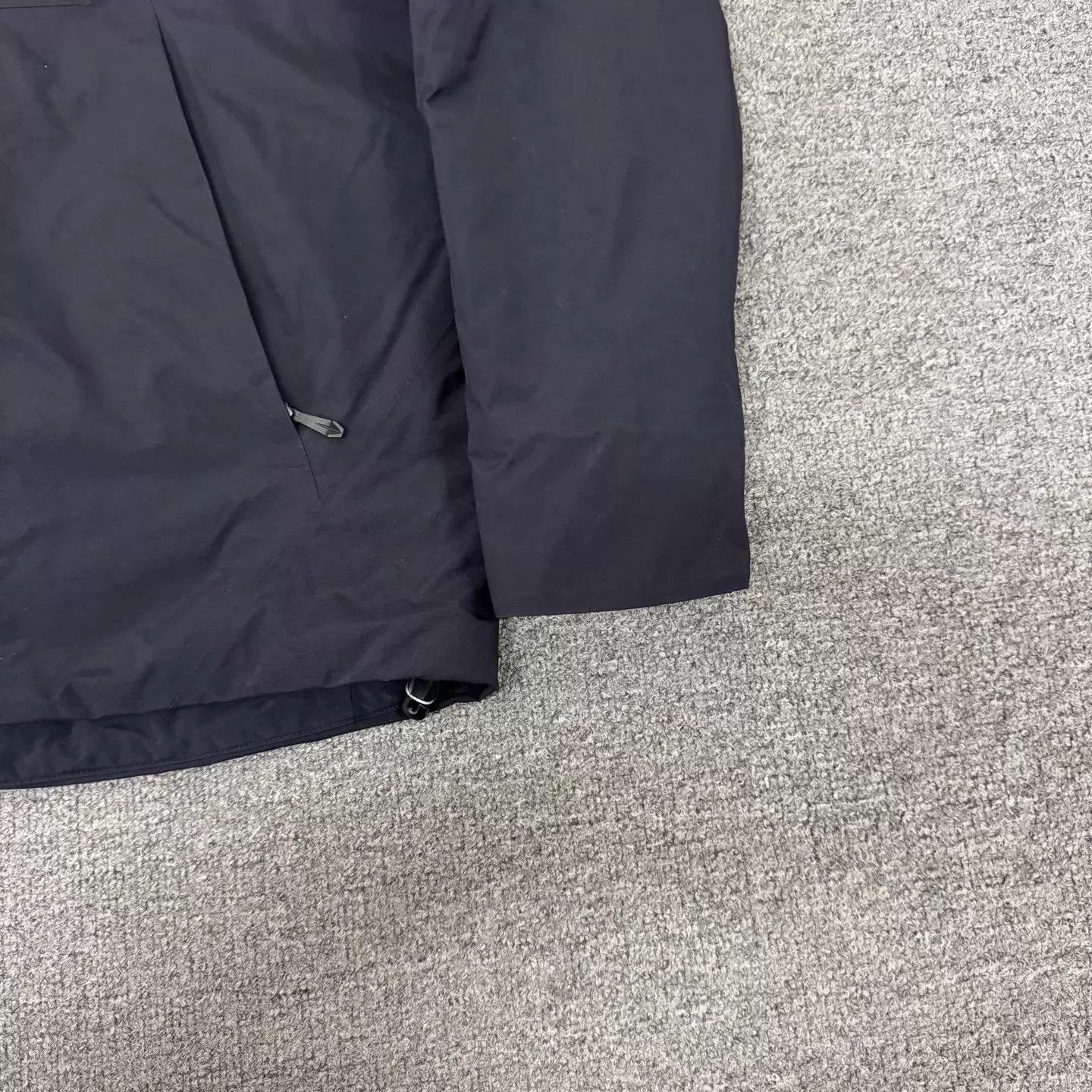 Arc'teryx Black Hooded Light Jacket with Zip Front Size US M / EU 48-50 / 2 - 3 Thumbnail