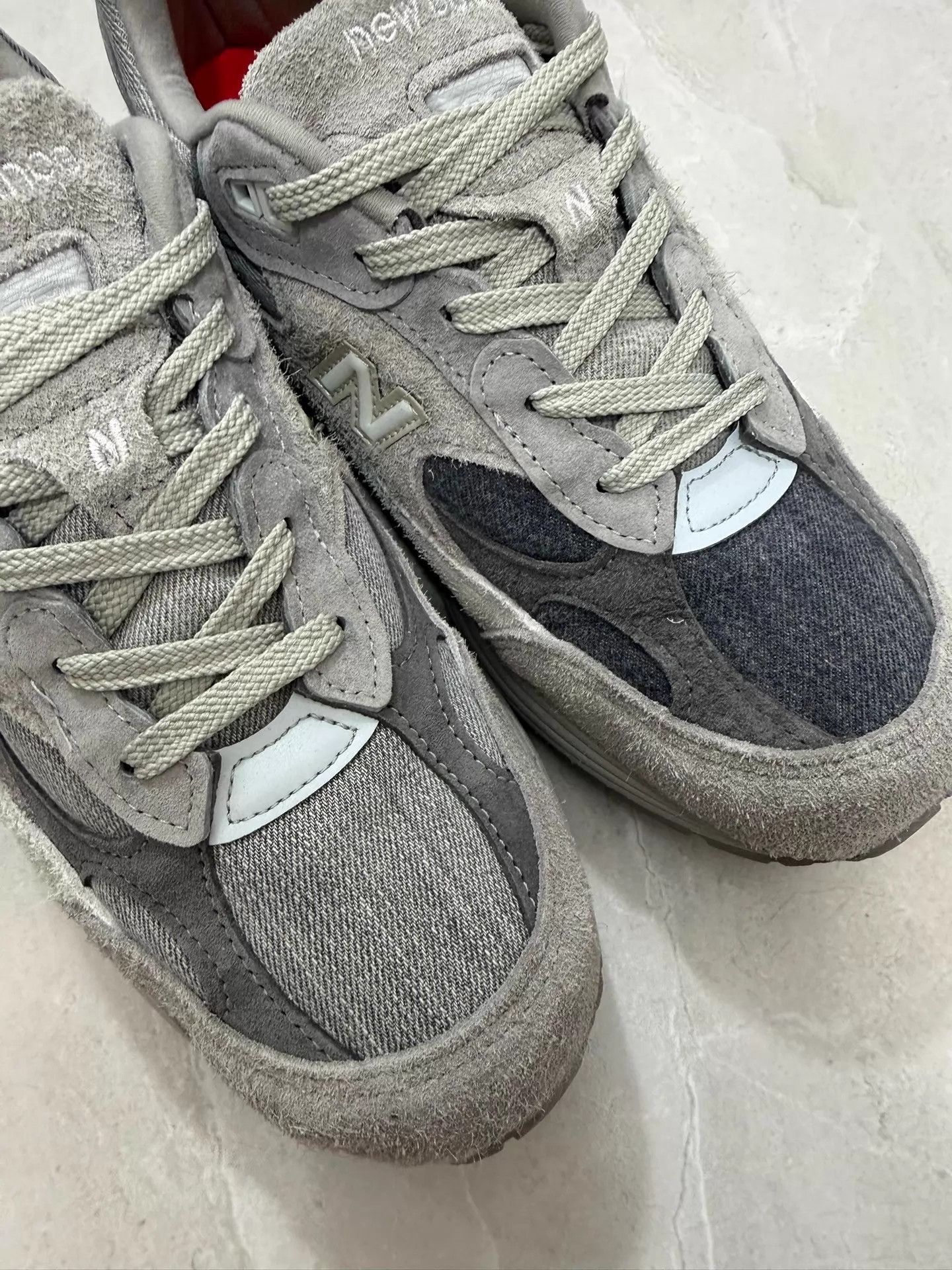 Levi's Gray Low-Top Sneakers Size 9 Size US 9 / EU 42 - 7 Thumbnail