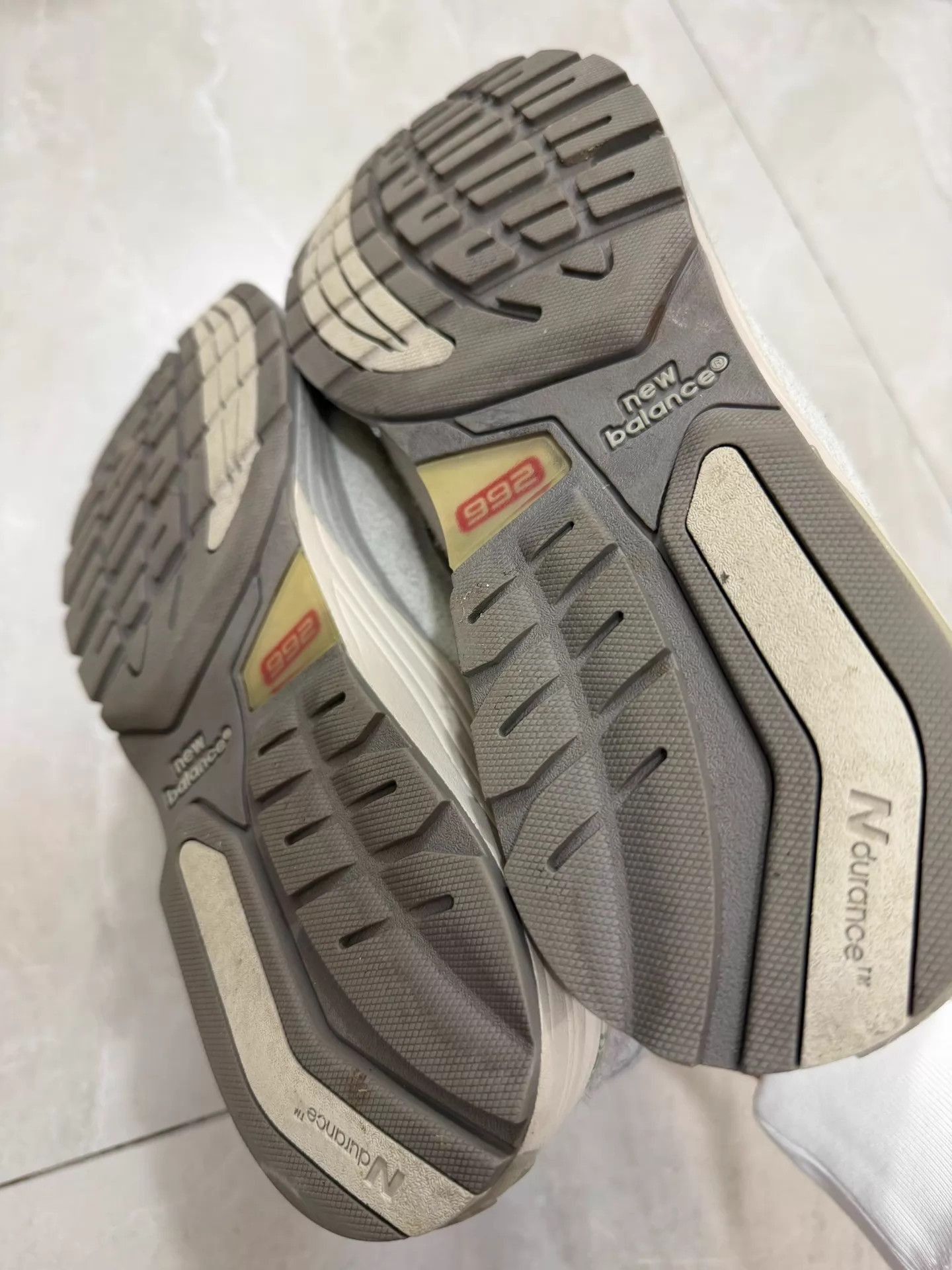 Levi's Gray Low-Top Sneakers Size 9 Size US 9 / EU 42 - 6 Thumbnail