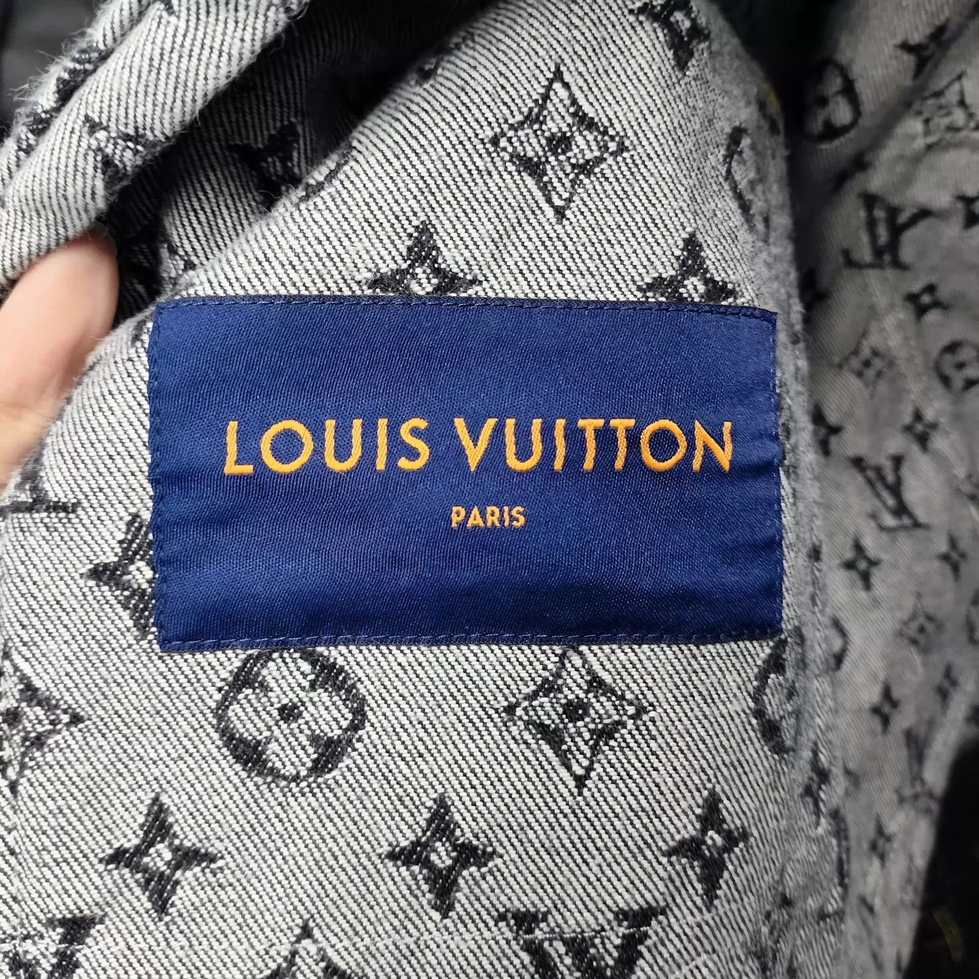 Louis Vuitton Black Denim Jacket with Patchwork Design Size S Size US S / EU 44-46 / 1 - 7 Thumbnail