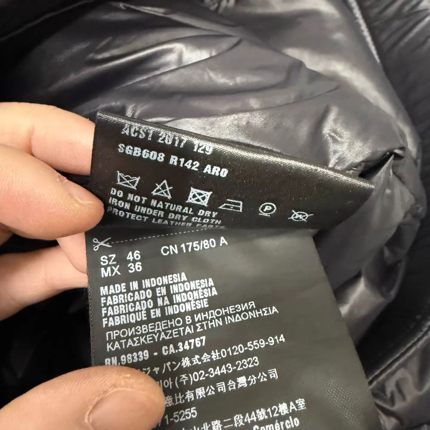 Prada Black Quilted Puffer Jacket Size S Size US S / EU 44-46 / 1 - 5 Thumbnail