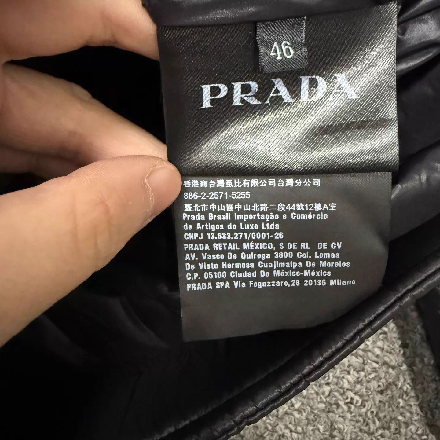Prada Black Quilted Puffer Jacket Size S Size US S / EU 44-46 / 1 - 4 Thumbnail
