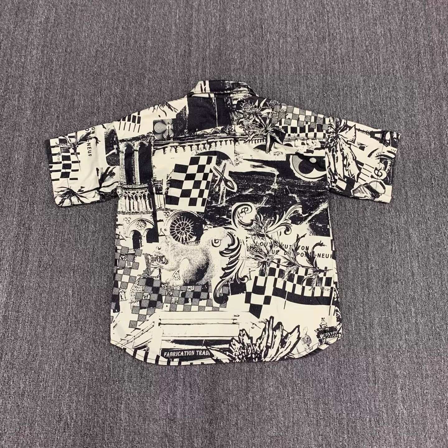 Louis Vuitton Multi-Print Short Sleeve Button-Up Shirt Size US XS / EU 42 / 0 - 2 Thumbnail
