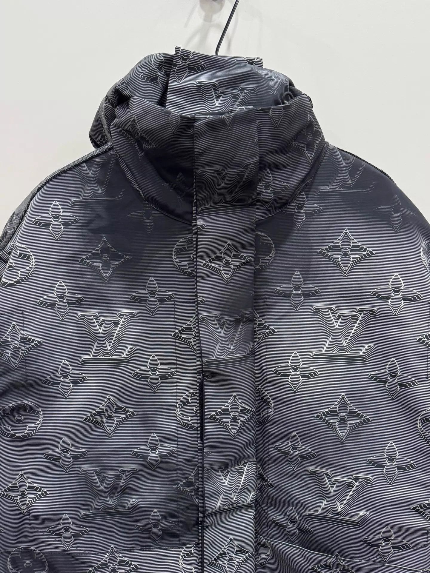Louis Vuitton Black Patterned Zip-Up Jacket Size S Size US S / EU 44-46 / 1 - 5 Thumbnail