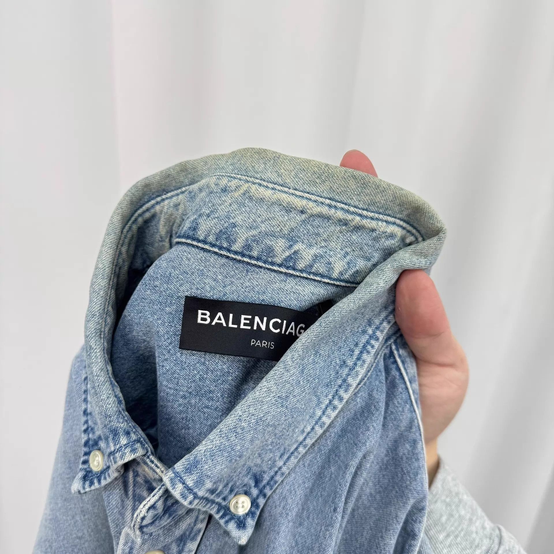 Balenciaga Blue Denim Long Sleeve Button-Up Shirt Size US S / EU 44-46 / 1 - 5 Thumbnail