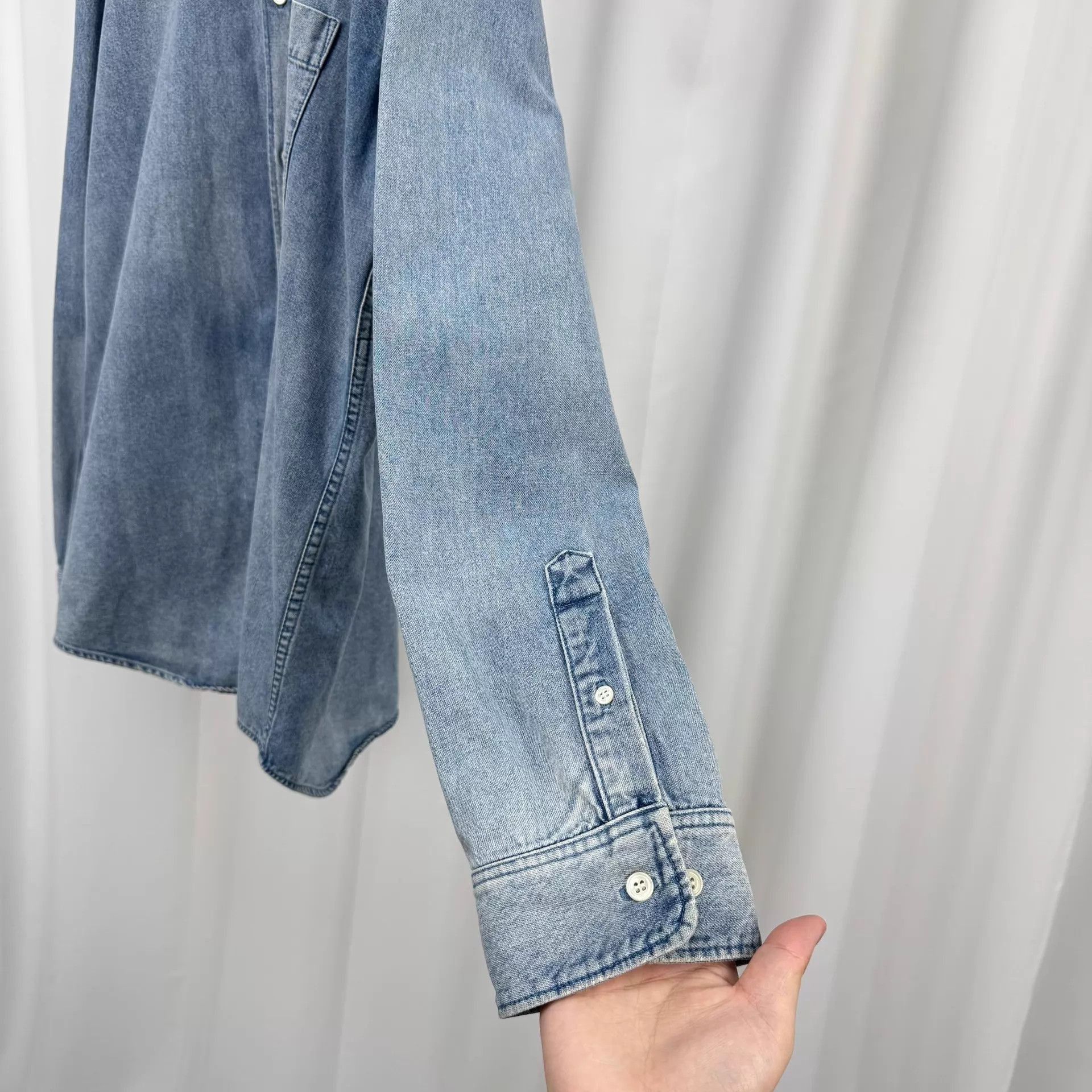 Balenciaga Blue Denim Long Sleeve Button-Up Shirt Size US S / EU 44-46 / 1 - 4 Thumbnail