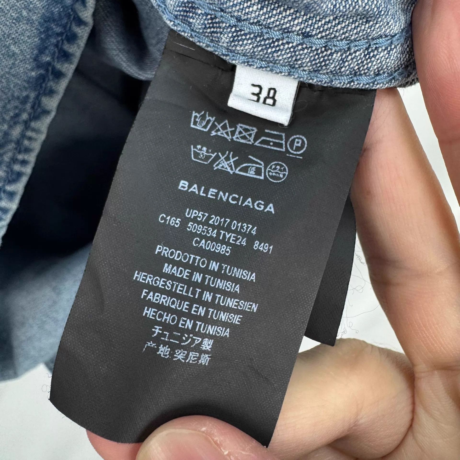 Balenciaga Blue Denim Long Sleeve Button-Up Shirt Size US S / EU 44-46 / 1 - 7 Thumbnail