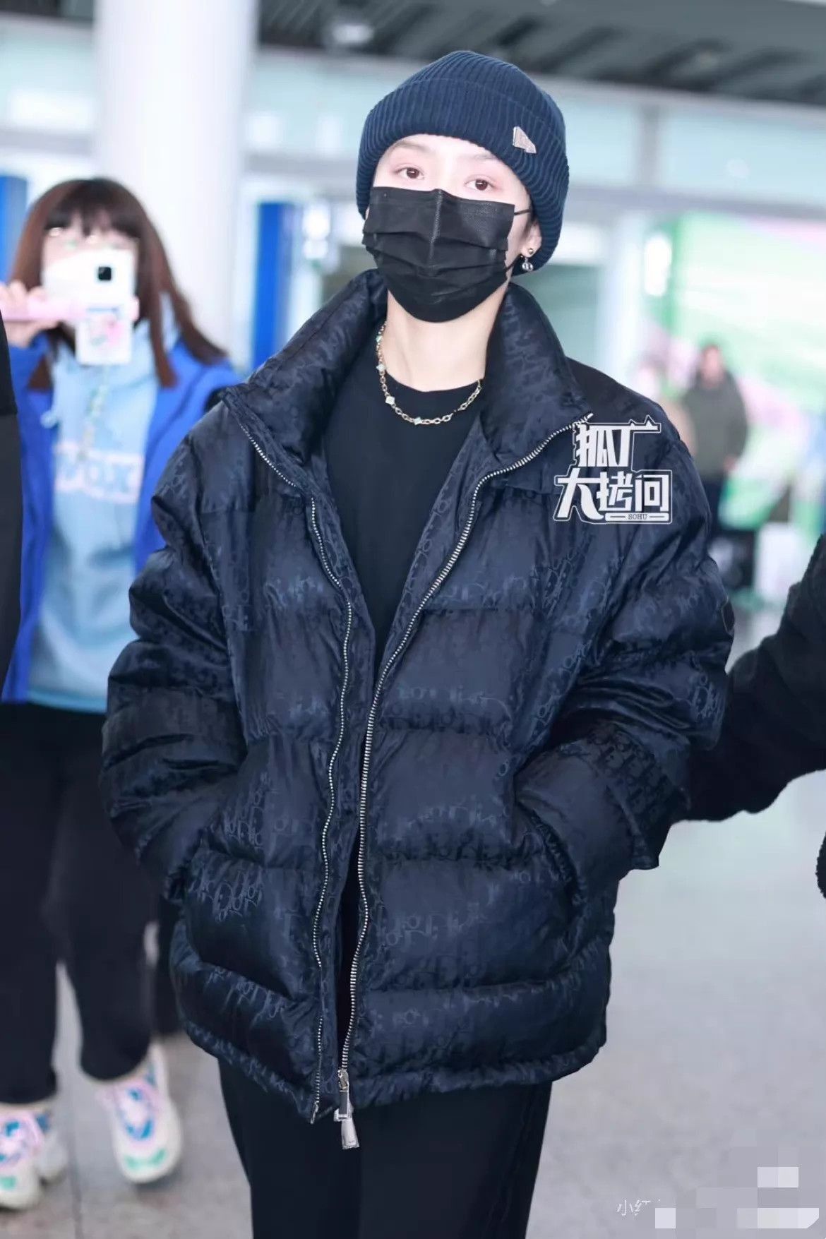 Dior Black Quilted Puffer Jacket with High Collar Size US S / EU 44-46 / 1 - 7 Thumbnail