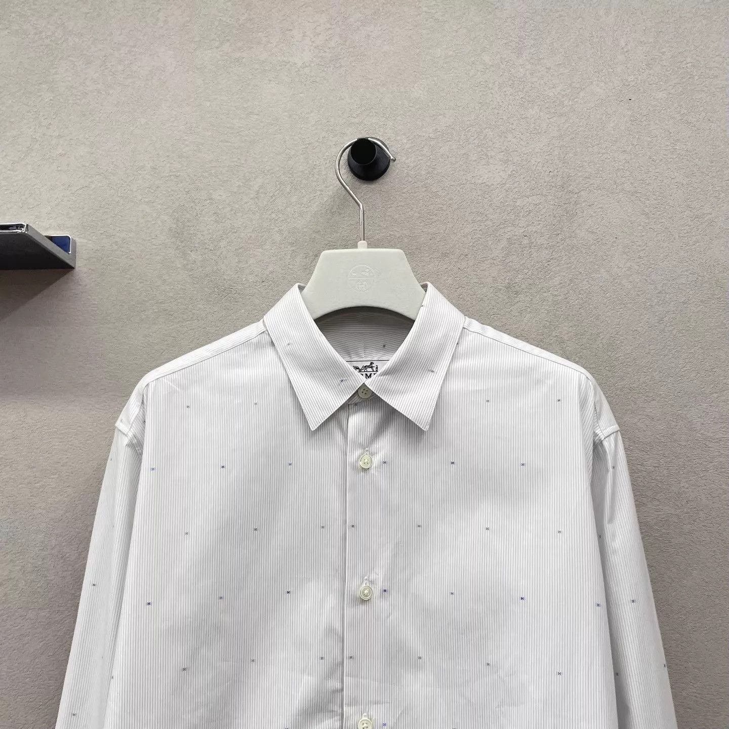 Hermes White Long Sleeve Button-Up Shirt with Dots Size US M / EU 48-50 / 2 - 4 Thumbnail