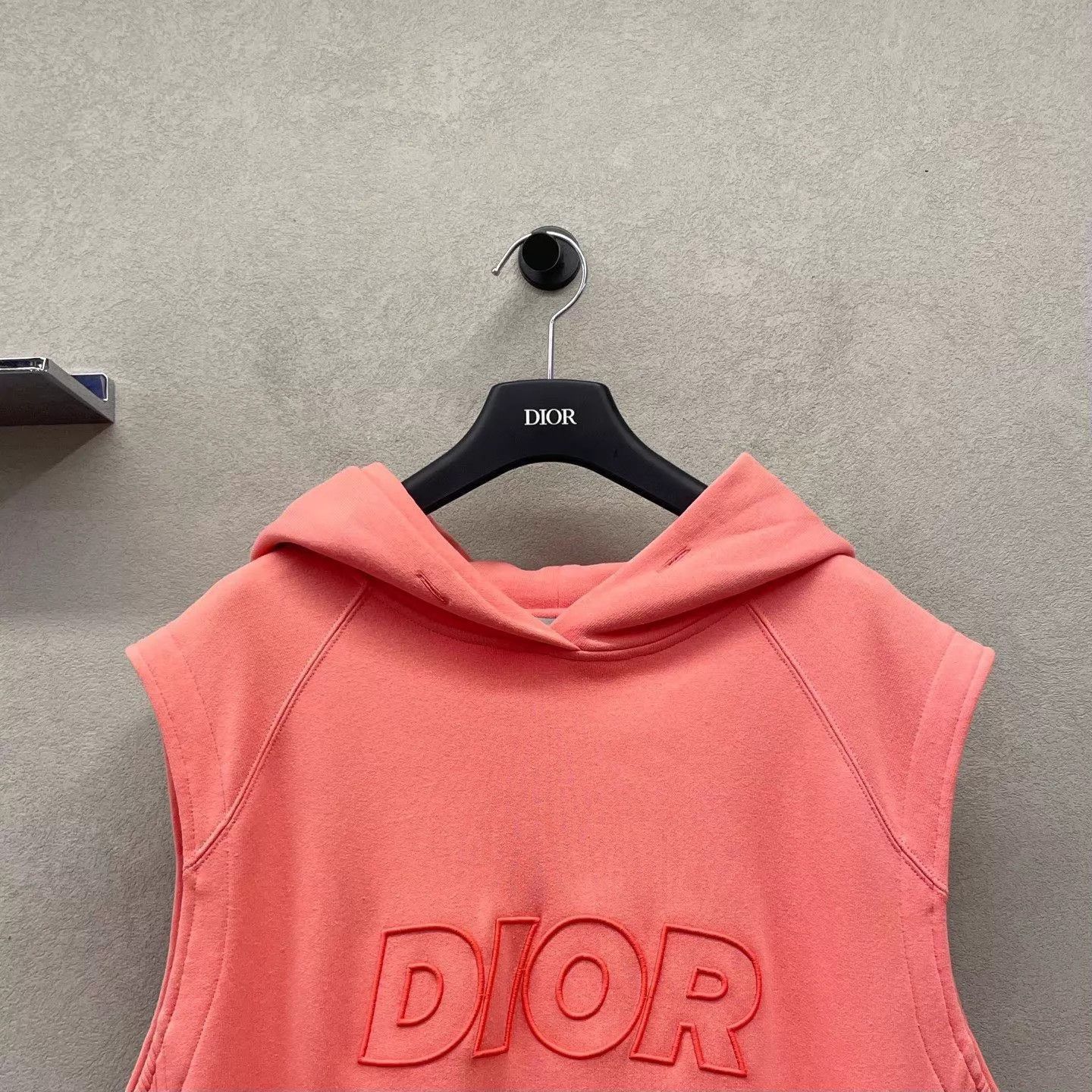 Dior Sleeveless Hooded Vest with Embroidered Design Size US XL / EU 56 / 4 - 4 Thumbnail