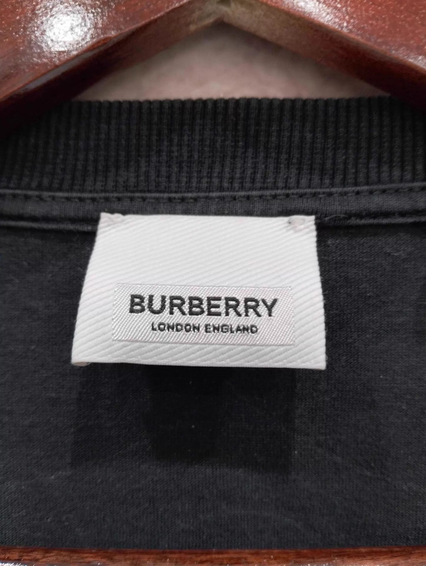 Burberry Black Short Sleeve T-Shirt Size US M / EU 48-50 / 2 - 3 Thumbnail