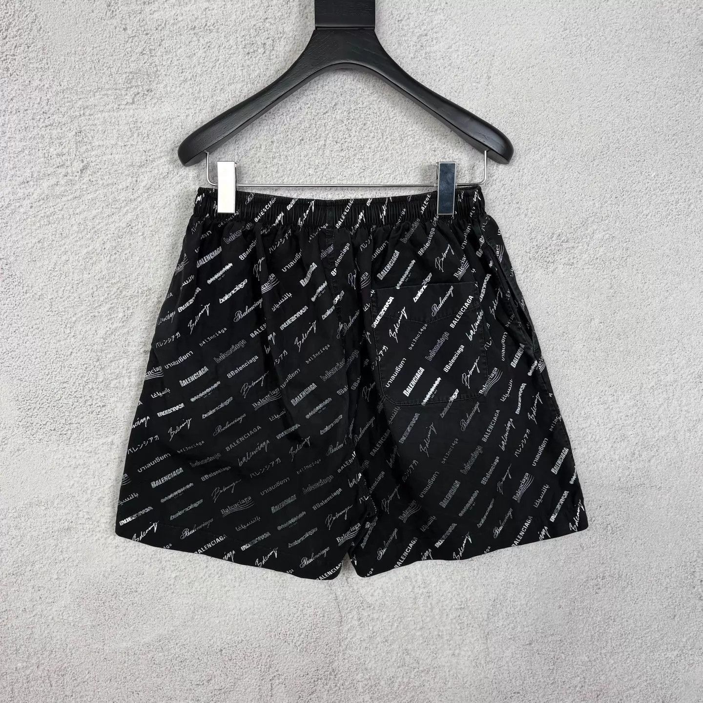 Balenciaga Black Printed Casual Shorts Size US 28 / EU 44 - 2 Thumbnail