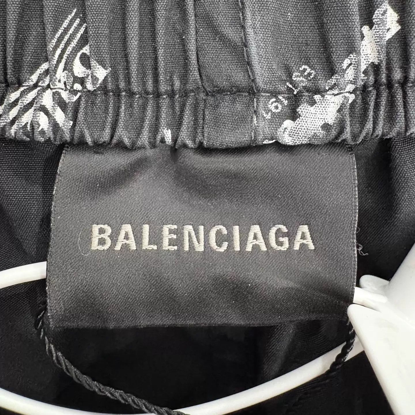 Balenciaga Black Printed Casual Shorts Size US 28 / EU 44 - 3 Thumbnail