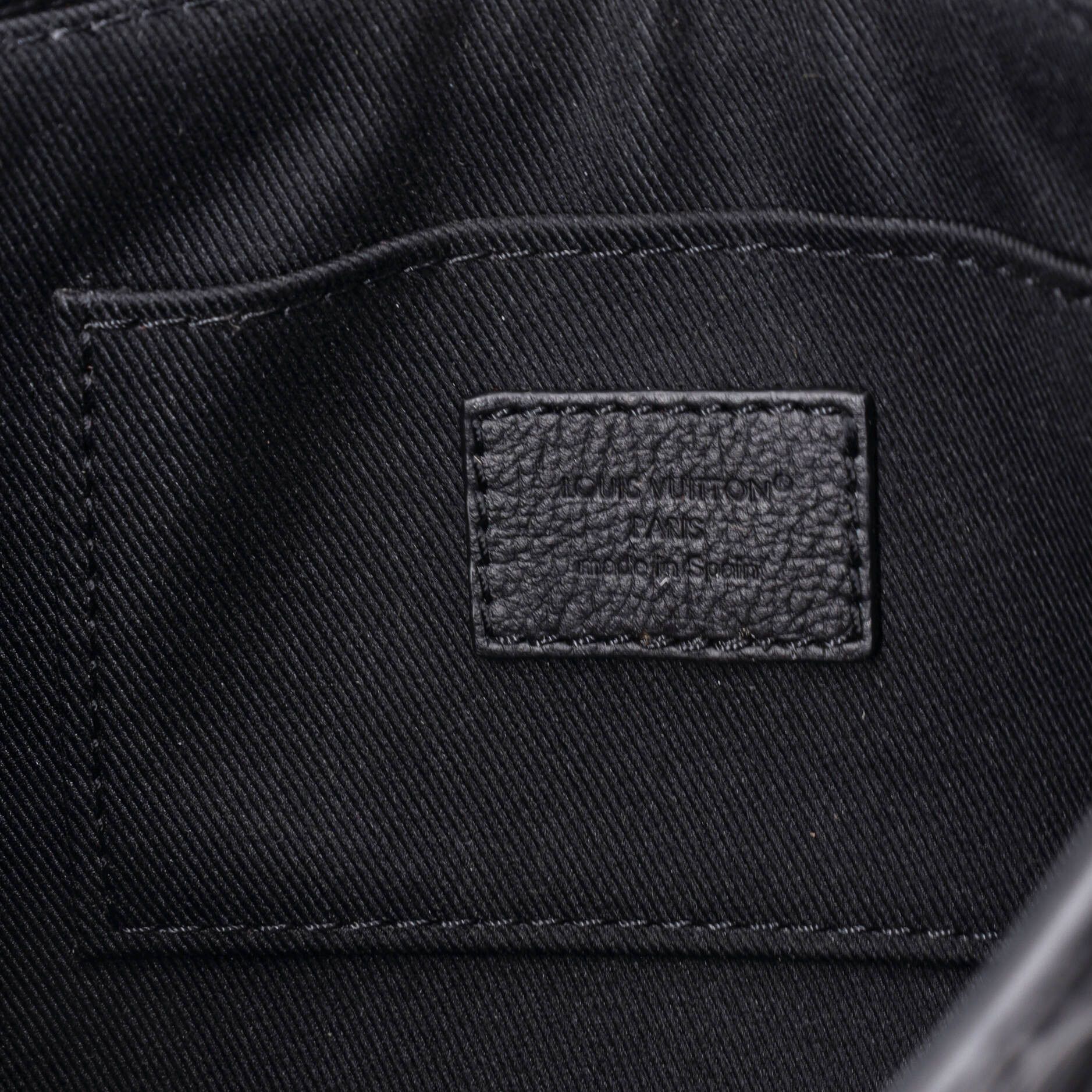 Louis Vuitton Pulse Wearable Wallet Size ONE SIZE - 6 Thumbnail