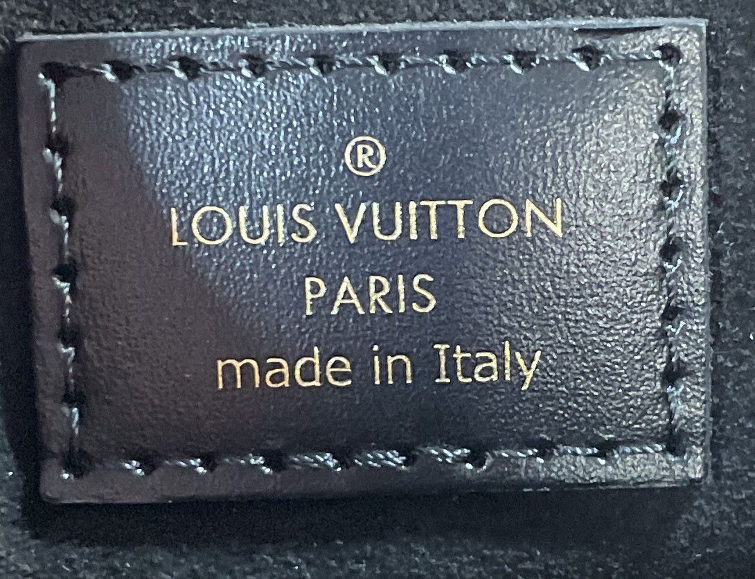 Louis Vuitton Pochette Metis Size ONE SIZE - 8 Thumbnail