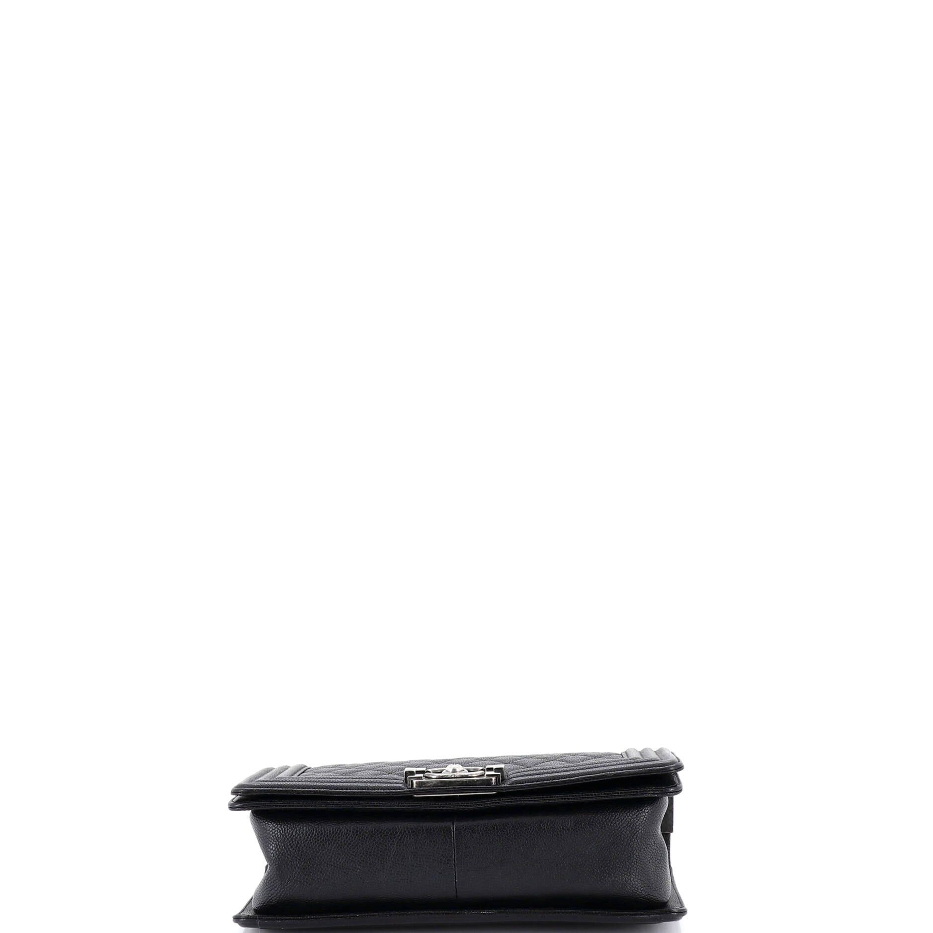 Chanel Boy Flap Bag Size ONE SIZE - 4 Thumbnail
