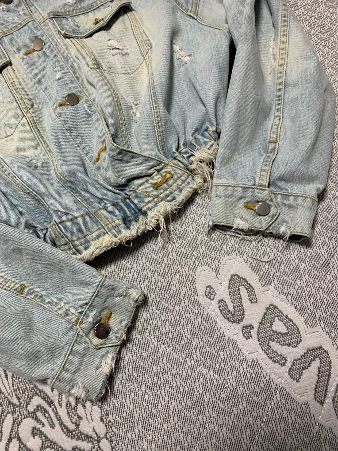 Amiri AMIRI Batwing Sleeve Distressed Denim Jacket Size M / US 6-8 / IT 42-44 - 6 Thumbnail