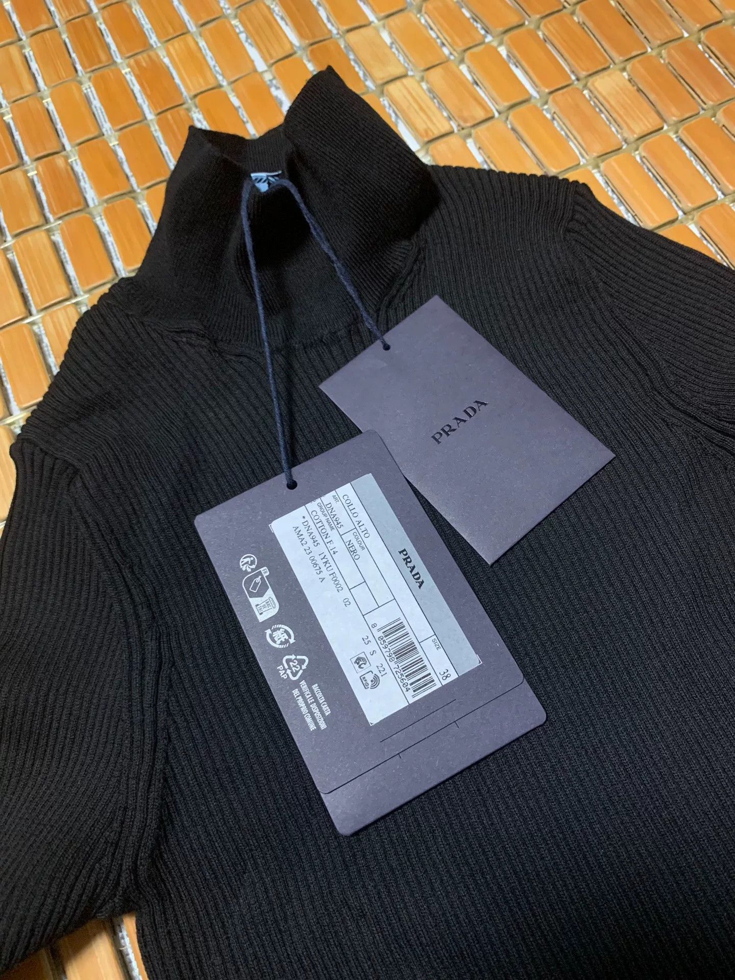 Prada Prada Slim Stretch Sweatshirt Size S / US 4 / IT 40 - 3 Thumbnail