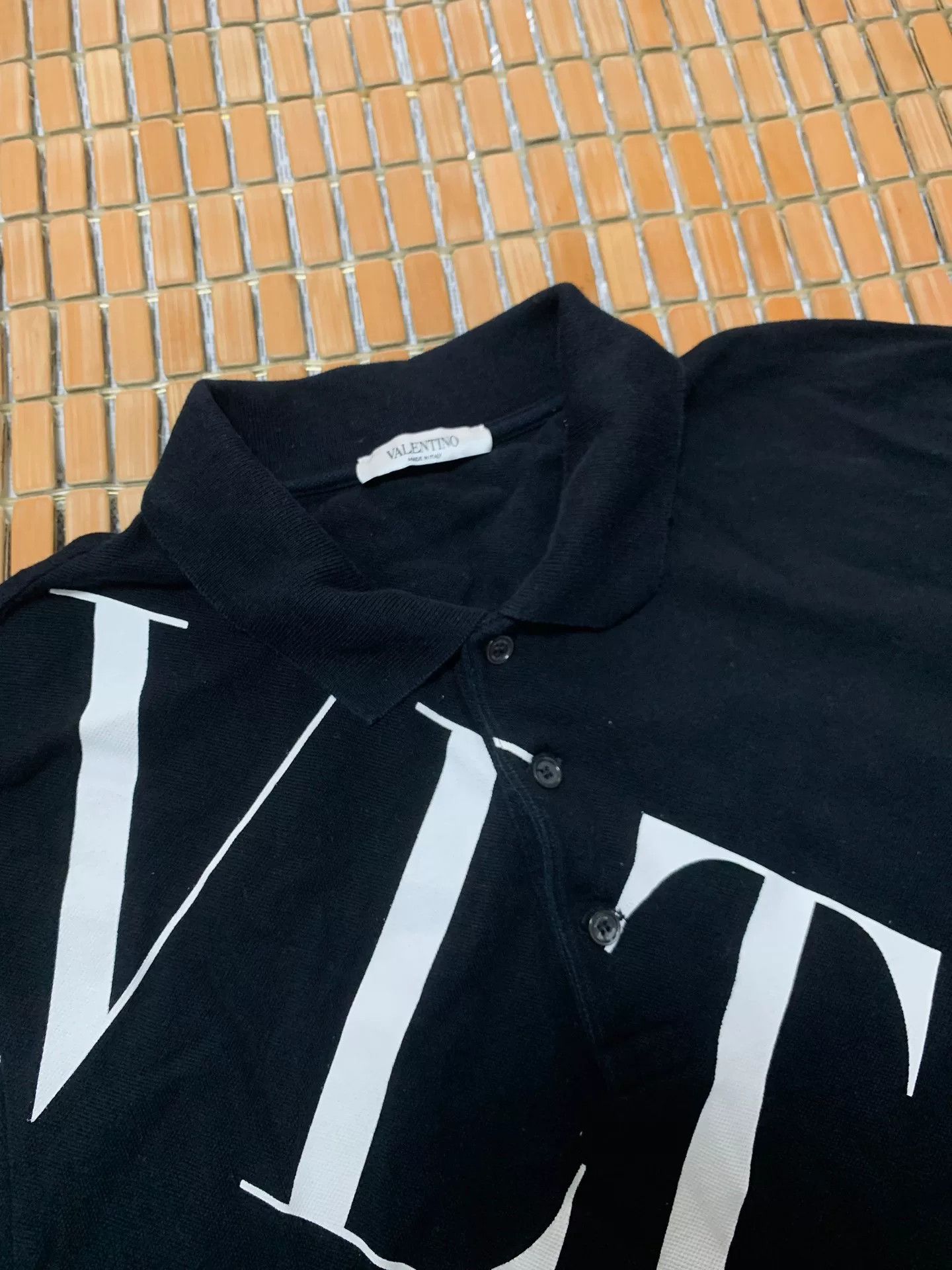 Valentino Valentino All-Over Letter Print Polo Shirt Size US L / EU 52-54 / 3 - 3 Thumbnail