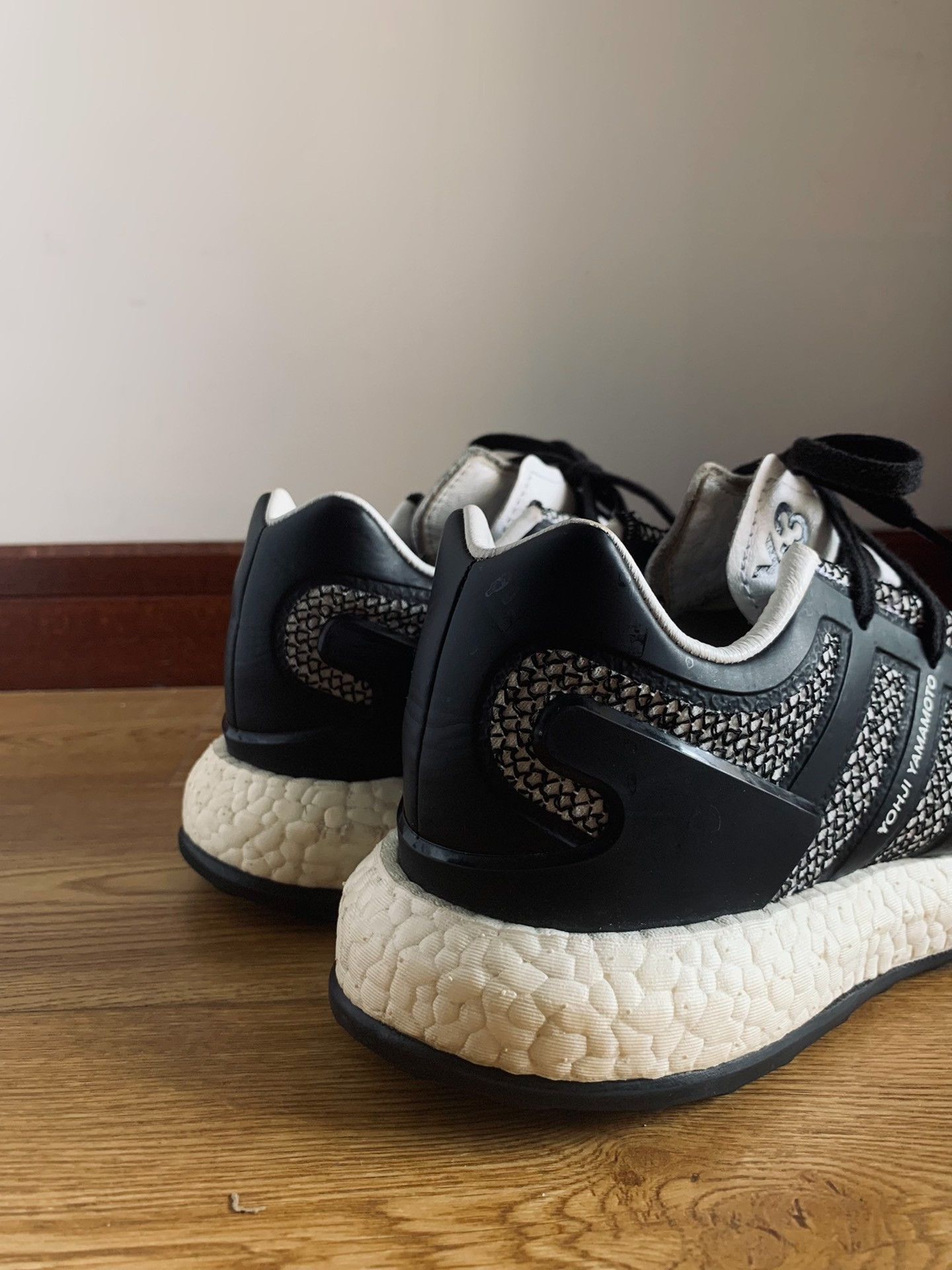 Y-3 Y-3 Pureboost Size US 10.5 / EU 43-44 - 5 Thumbnail