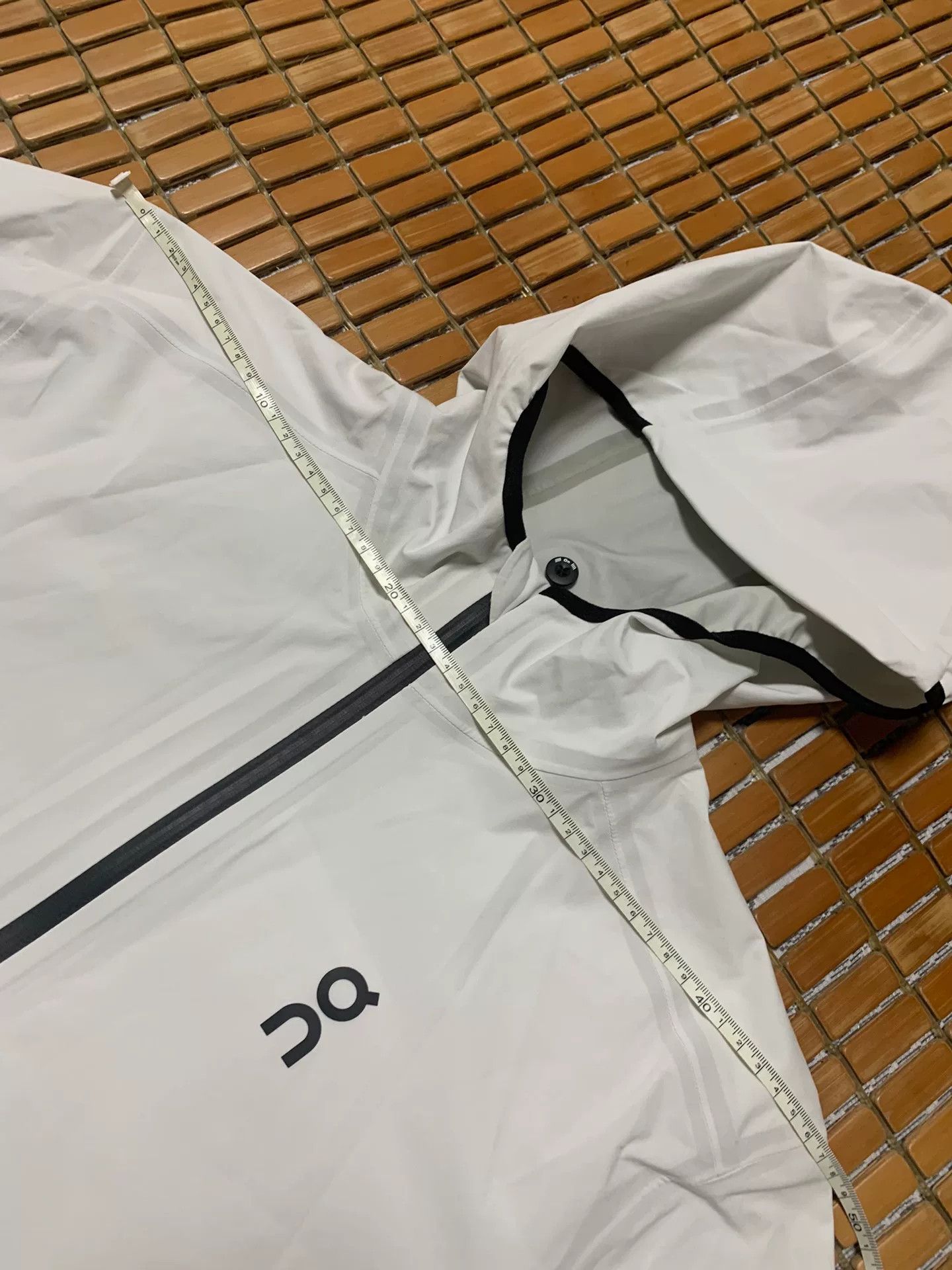 On On Waterproof Anorak Jacket Size US M / EU 48-50 / 2 - 6 Thumbnail
