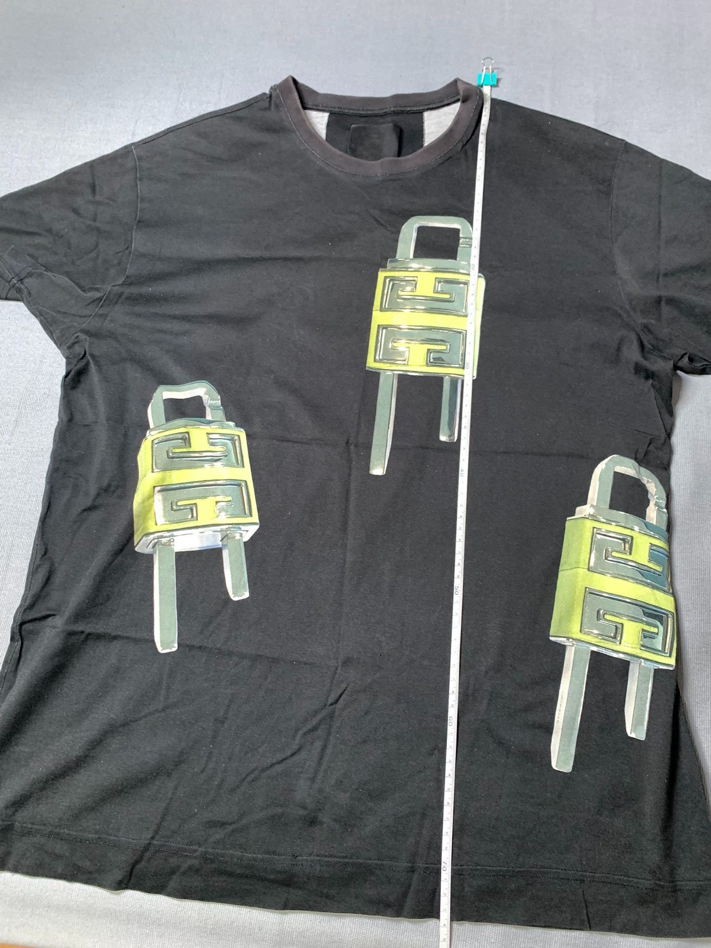 Givenchy Givenchy Lock Head Short Sleeve Size US XS / EU 42 / 0 - 8 Thumbnail