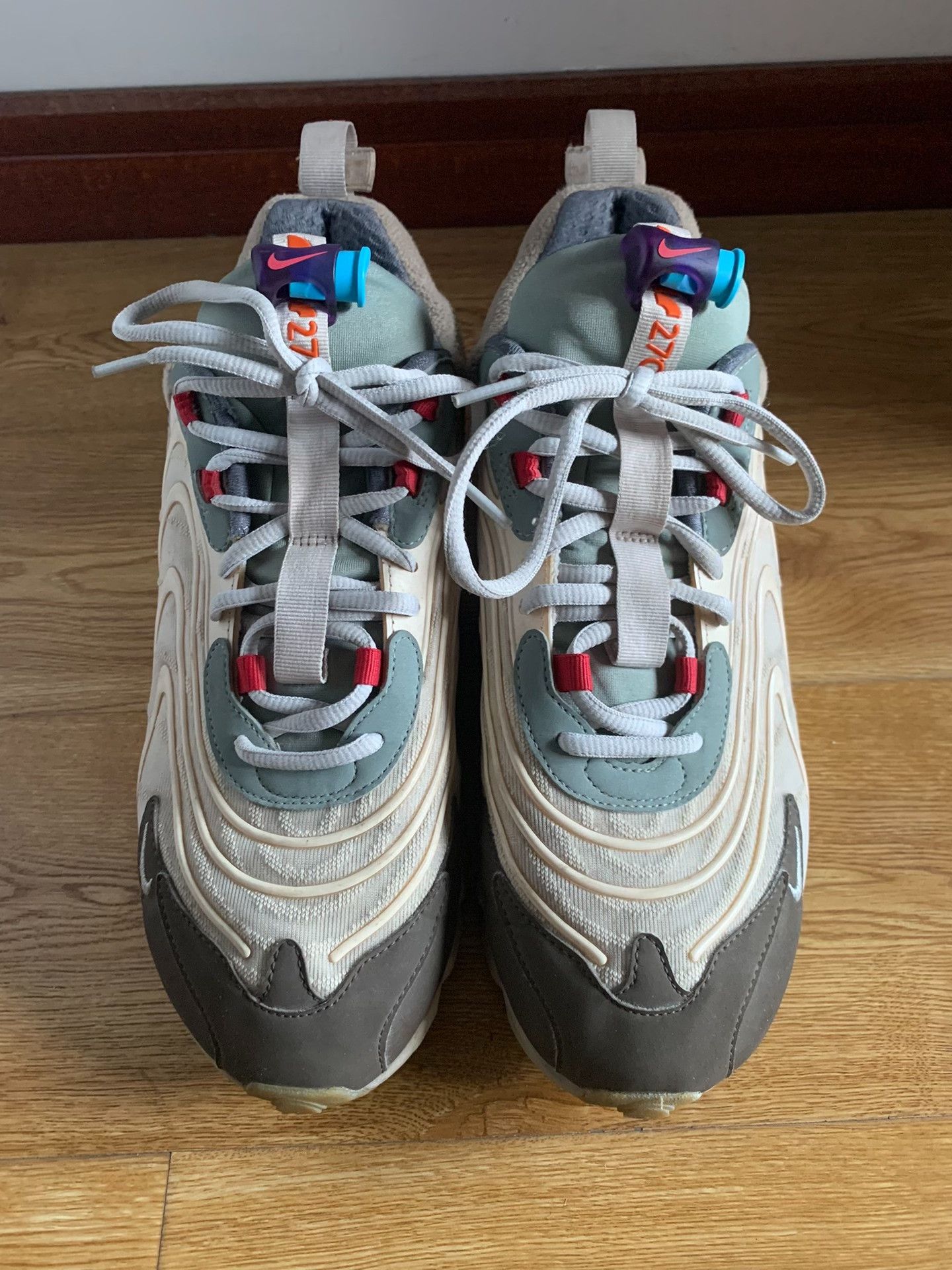 Nike Nike Air Max 270 Travis Scott Size US 10 / EU 43 - 2 Thumbnail