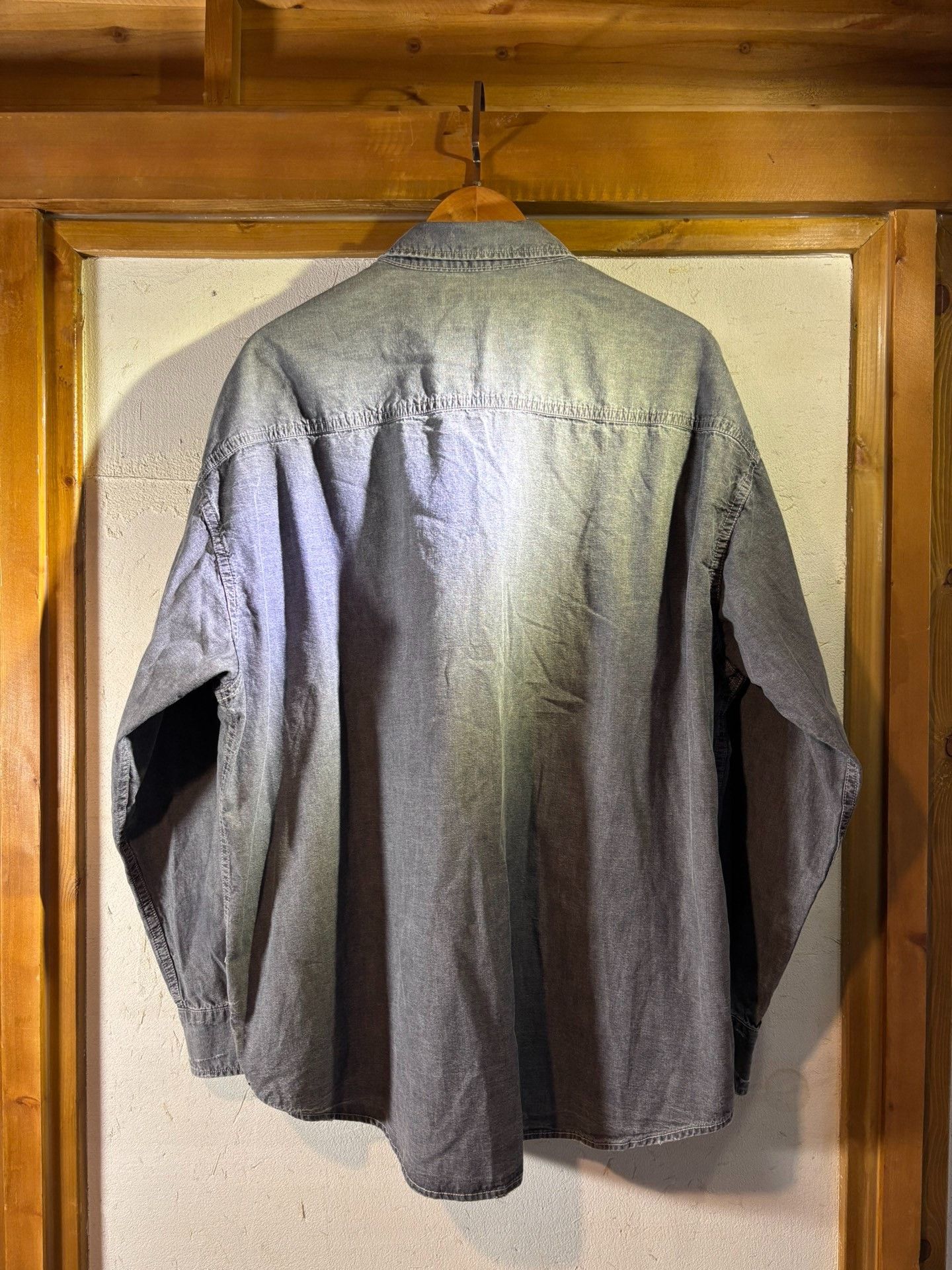 Journal Standard Journal Standard Trisect-2 Distressed Shirt Size US L / EU 52-54 / 3 - 9 Thumbnail