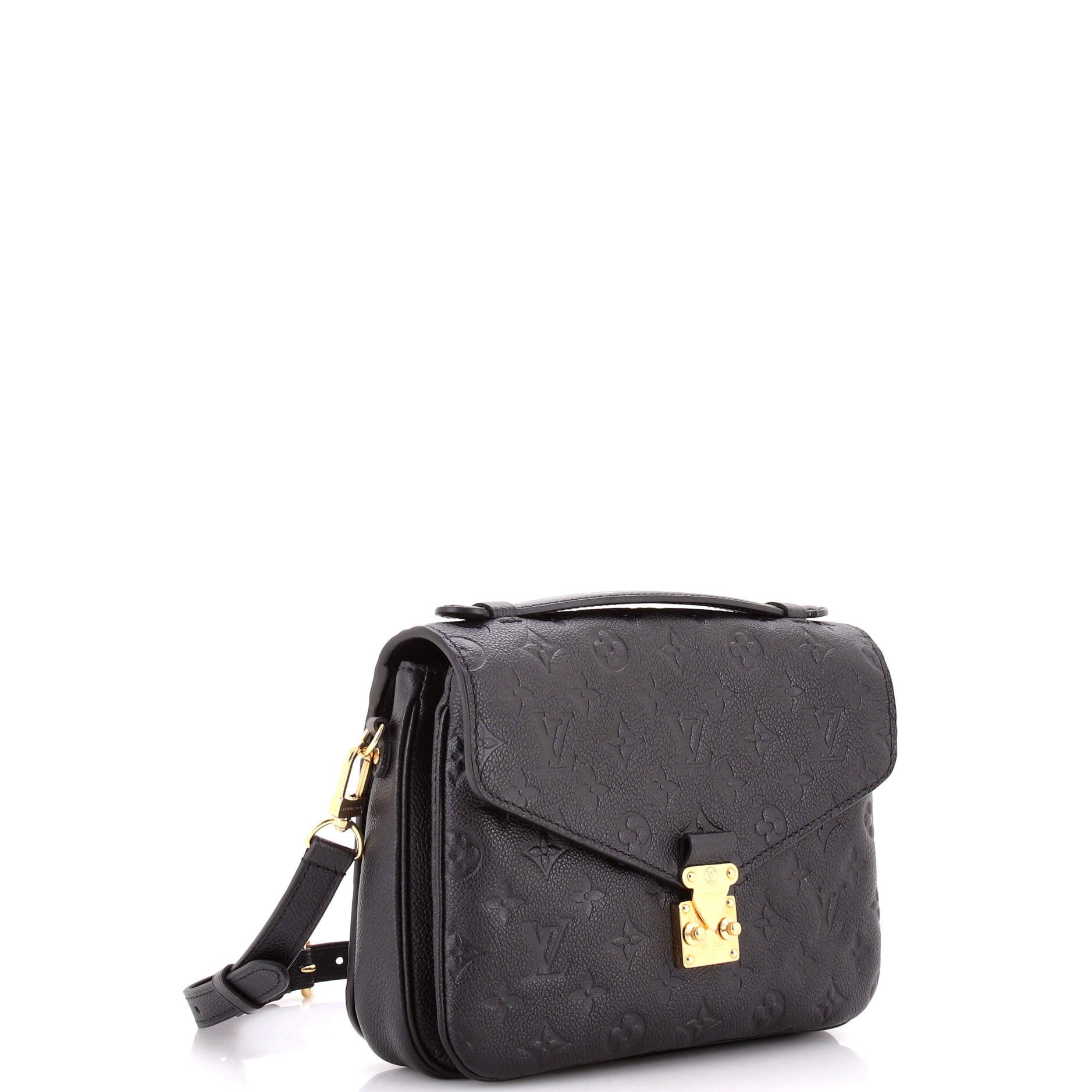 Louis Vuitton Pochette Metis Size ONE SIZE - 2 Thumbnail