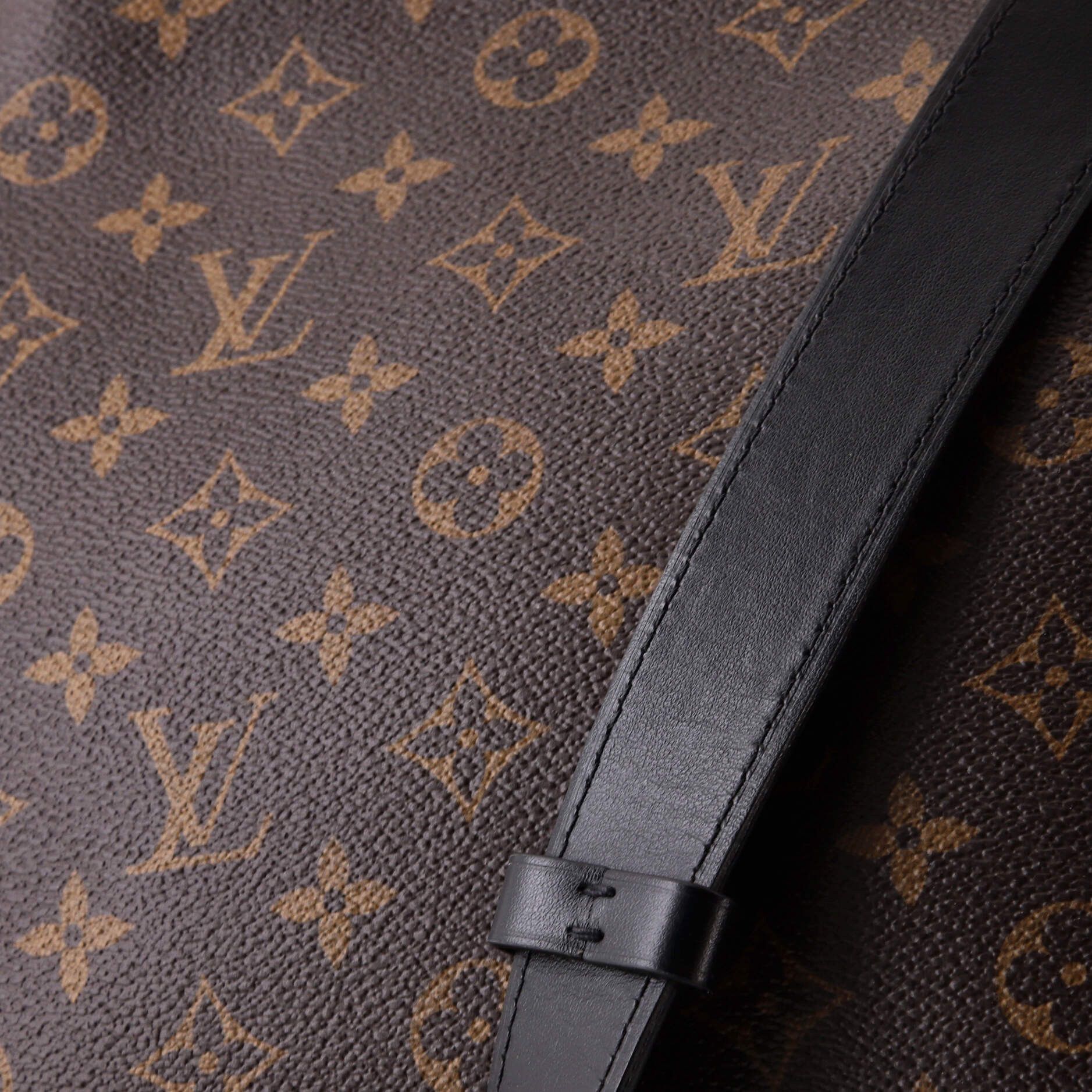 Louis Vuitton Odeon NM Handbag Size ONE SIZE - 7 Thumbnail