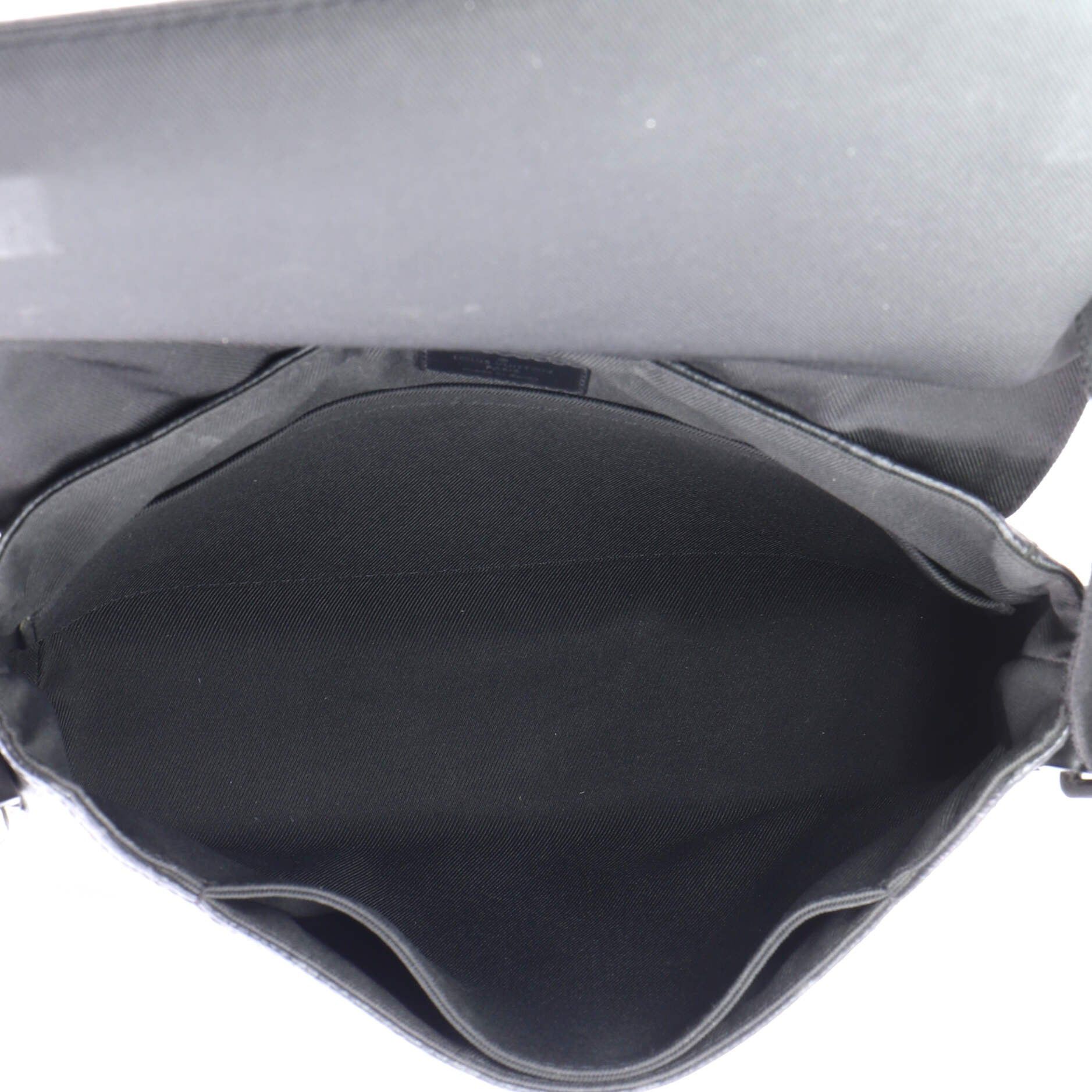Louis Vuitton District Messenger Bag Size ONE SIZE - 5 Thumbnail