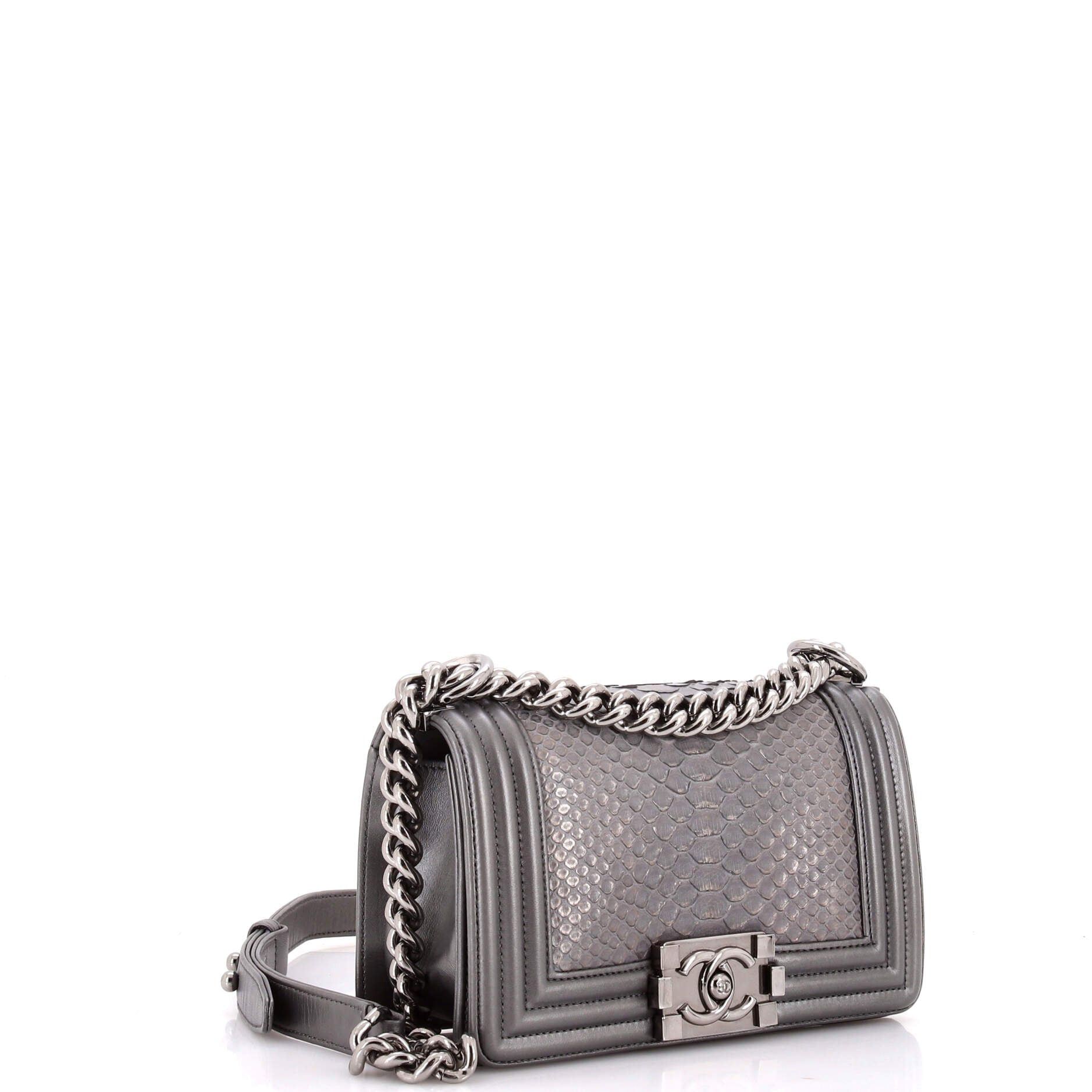 Chanel Boy Flap Bag Size ONE SIZE - 2 Thumbnail