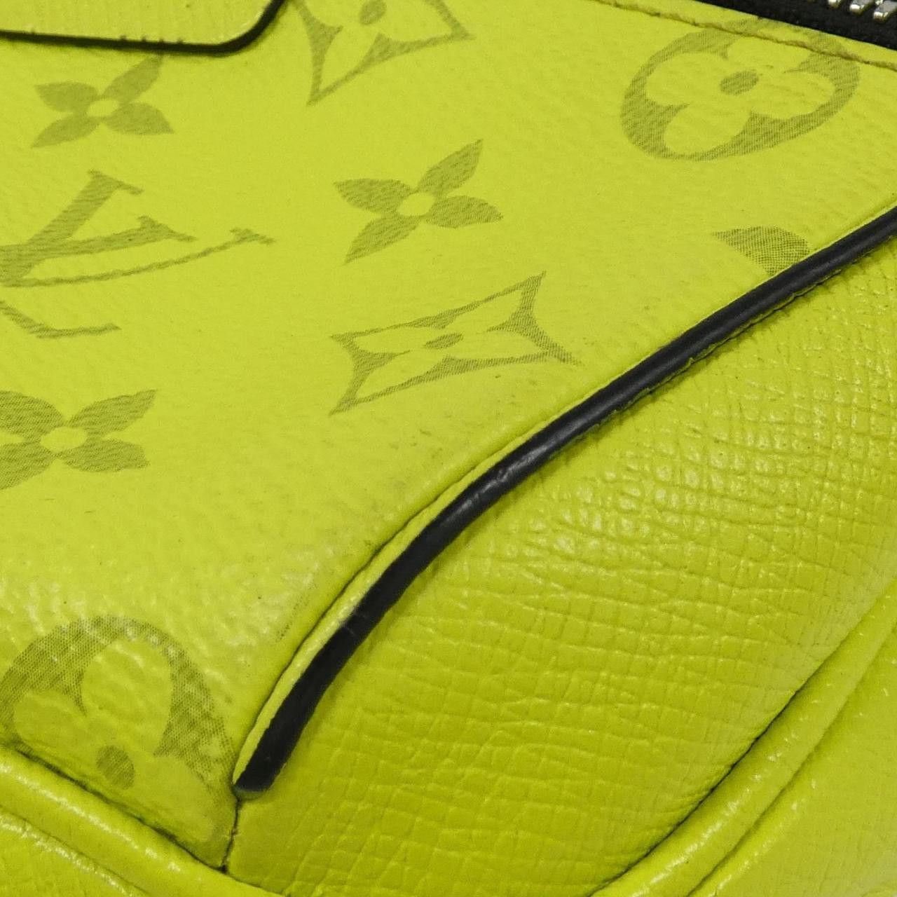 Louis Vuitton Louis Vuitton Louis Vuitton Taiga Lama Bum Bag Outdoor Coated Canvas/Calf Shoulder Bag Textile Shoulder Bag M30251 DUTY FREE for USA Size ONE SIZE - 5 Thumbnail